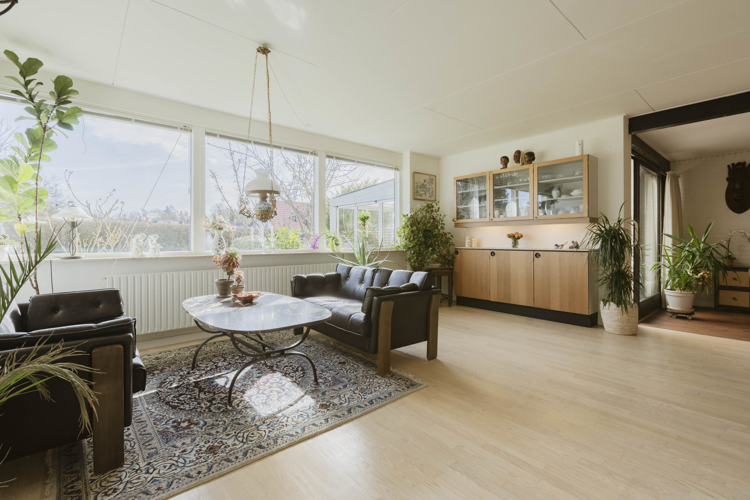 Fremhævet stue billede i fuldskærmstilstand. Billede af Lerholmvej 12, 2750 Ballerup