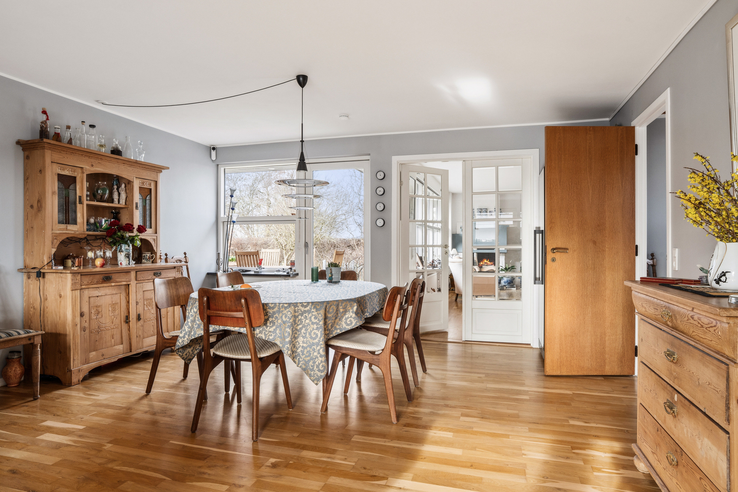 Fremhævet spisestue billede i fuldskærmstilstand. Billede af Blommevænget 27, 9000 Aalborg