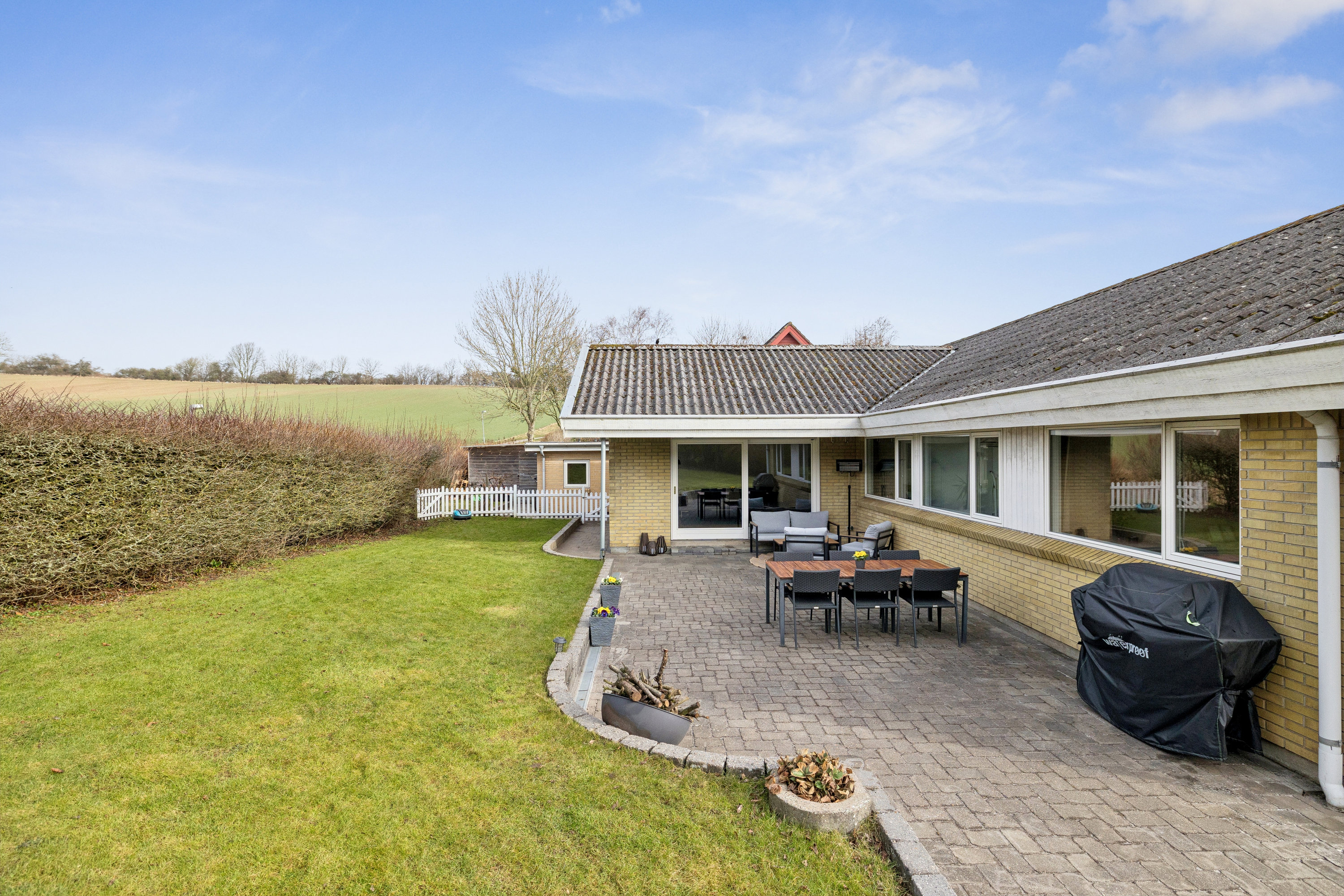 Fremhævet terrasse billede i fuldskærmstilstand. Billede af Højtoftevej 11, Tebstrup, 8660 Skanderborg