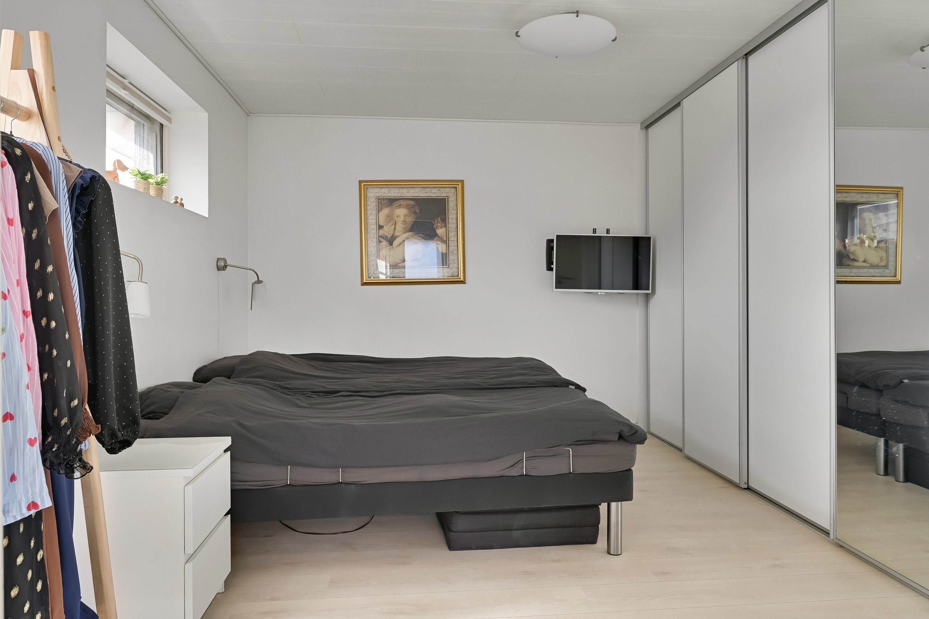 Fremhævet værelse billede i fuldskærmstilstand. Billede af Lillevang 120, 7190 Billund