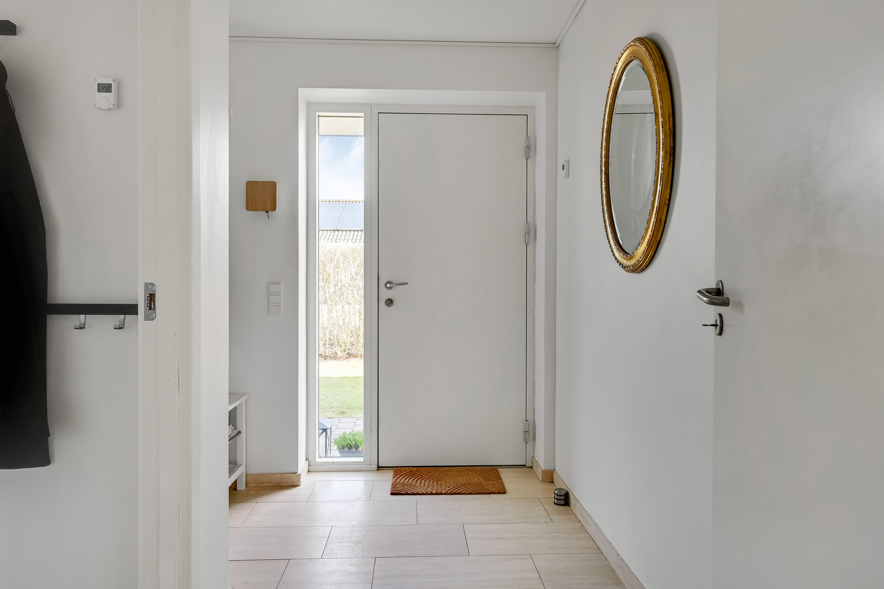 Fremhævet entré billede i fuldskærmstilstand. Billede af Lillevang 120, 7190 Billund