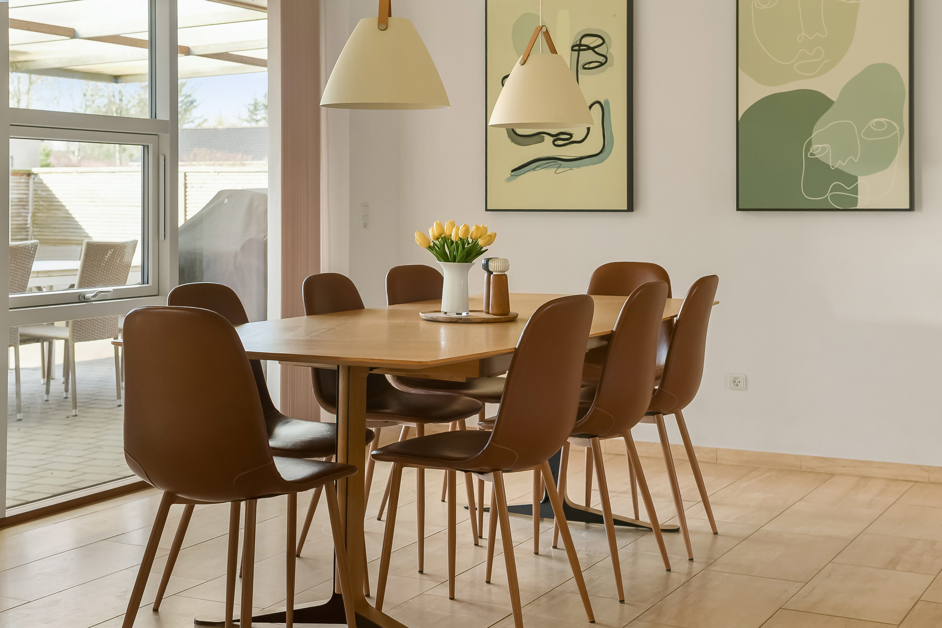 Fremhævet stue billede i fuldskærmstilstand. Billede af Lillevang 120, 7190 Billund