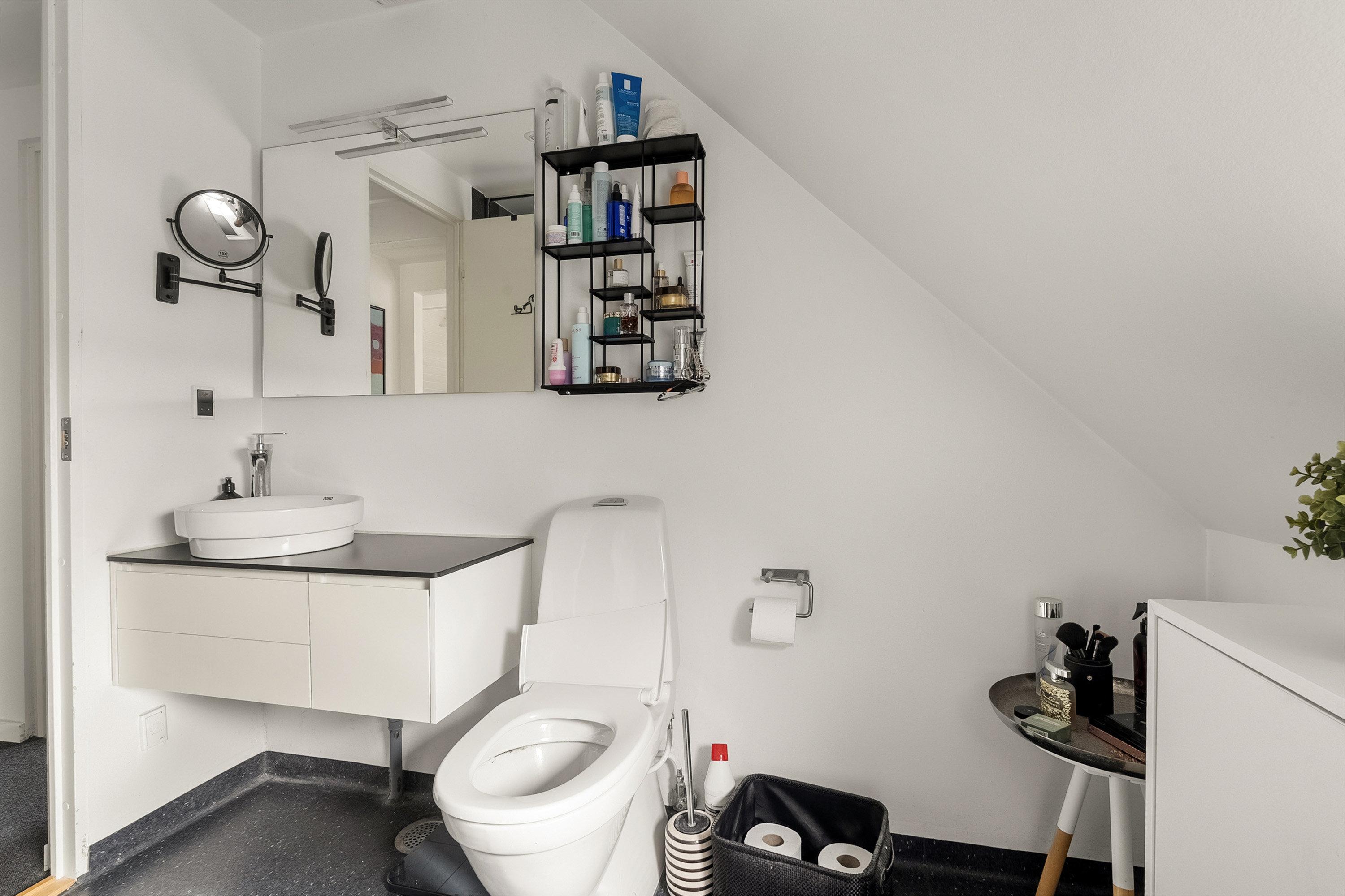 Fremhævet badeværelse billede i fuldskærmstilstand. Billede af Ulfeldtsvej 6, 8700 Horsens