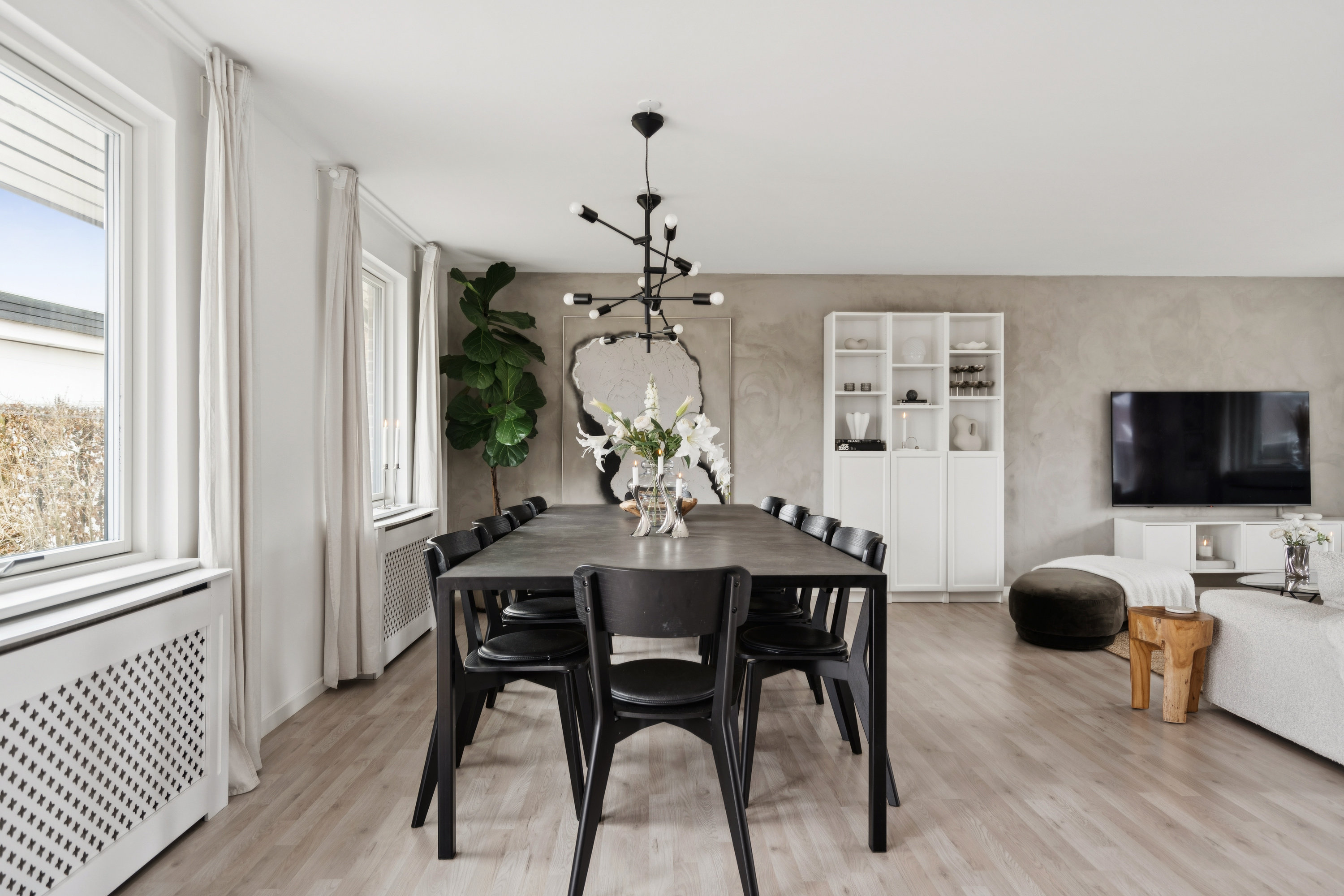 Fremhævet stue billede i fuldskærmstilstand. Billede af Gravenstenvej 28, 9000 Aalborg