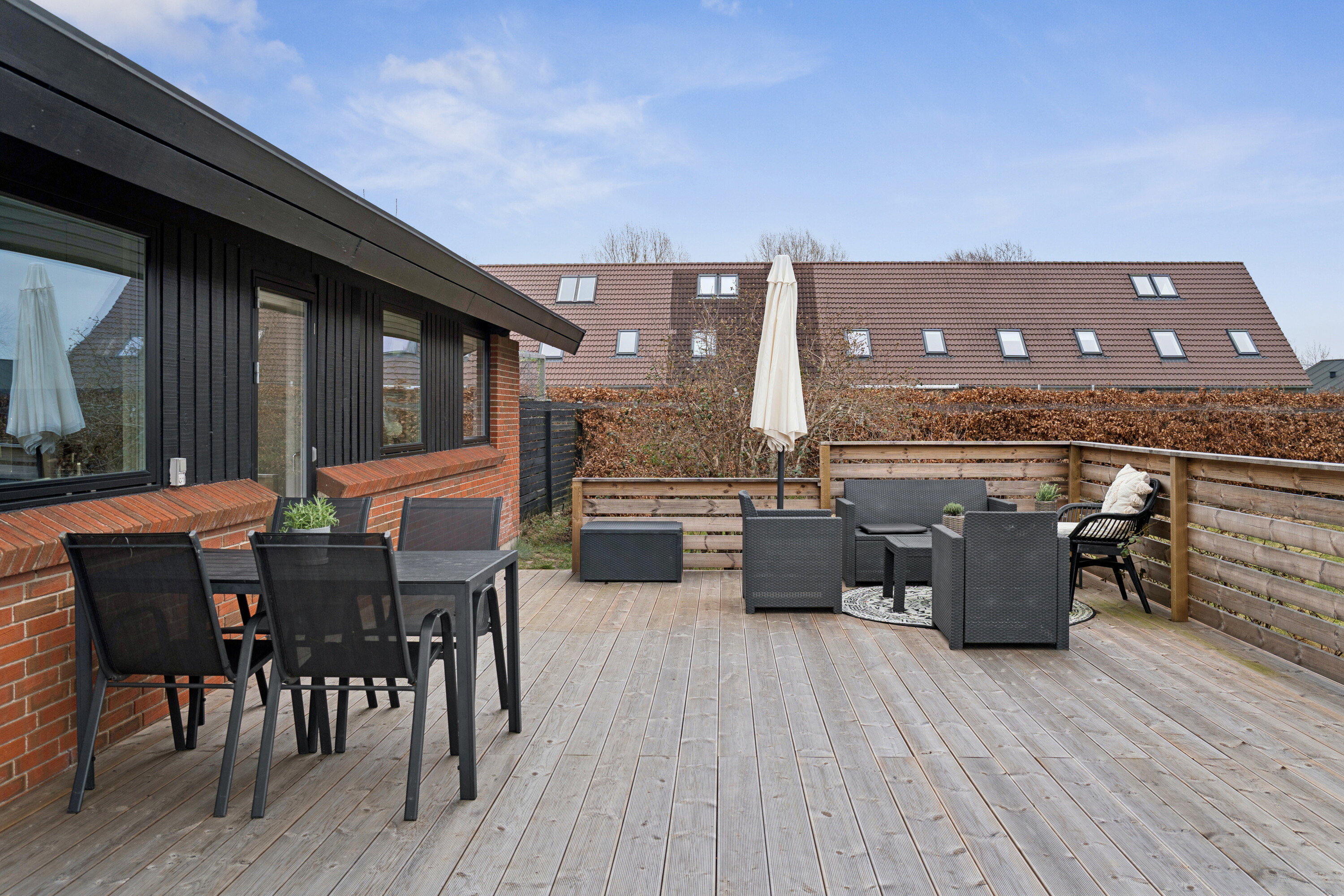 Fremhævet terrasse billede i fuldskærmstilstand. Billede af Gravenstenvej 28, 9000 Aalborg