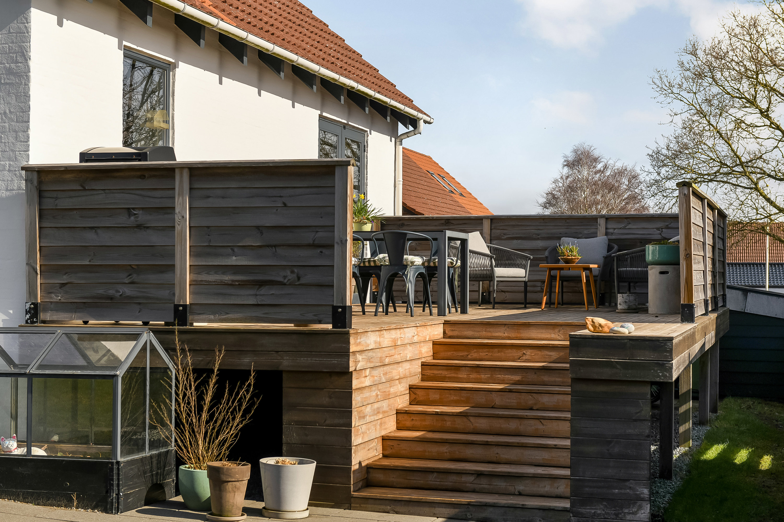 Fremhævet terrasse billede i fuldskærmstilstand. Billede af Søndergårds Alle 10, 6700 Esbjerg