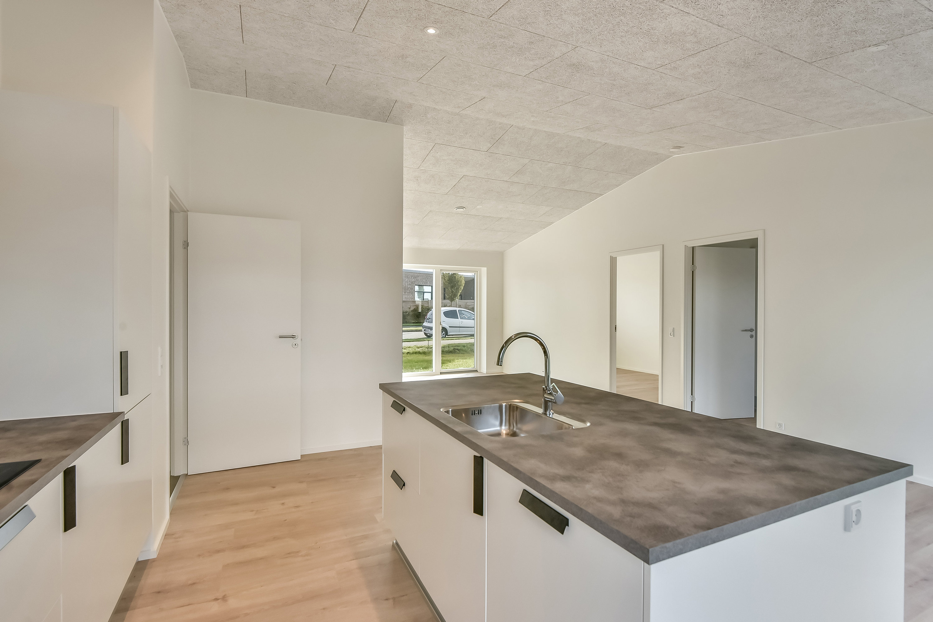 Fremhævet  billede i fuldskærmstilstand. Billede af Vesterdamsvænget 3A, Lind, 7400 Herning