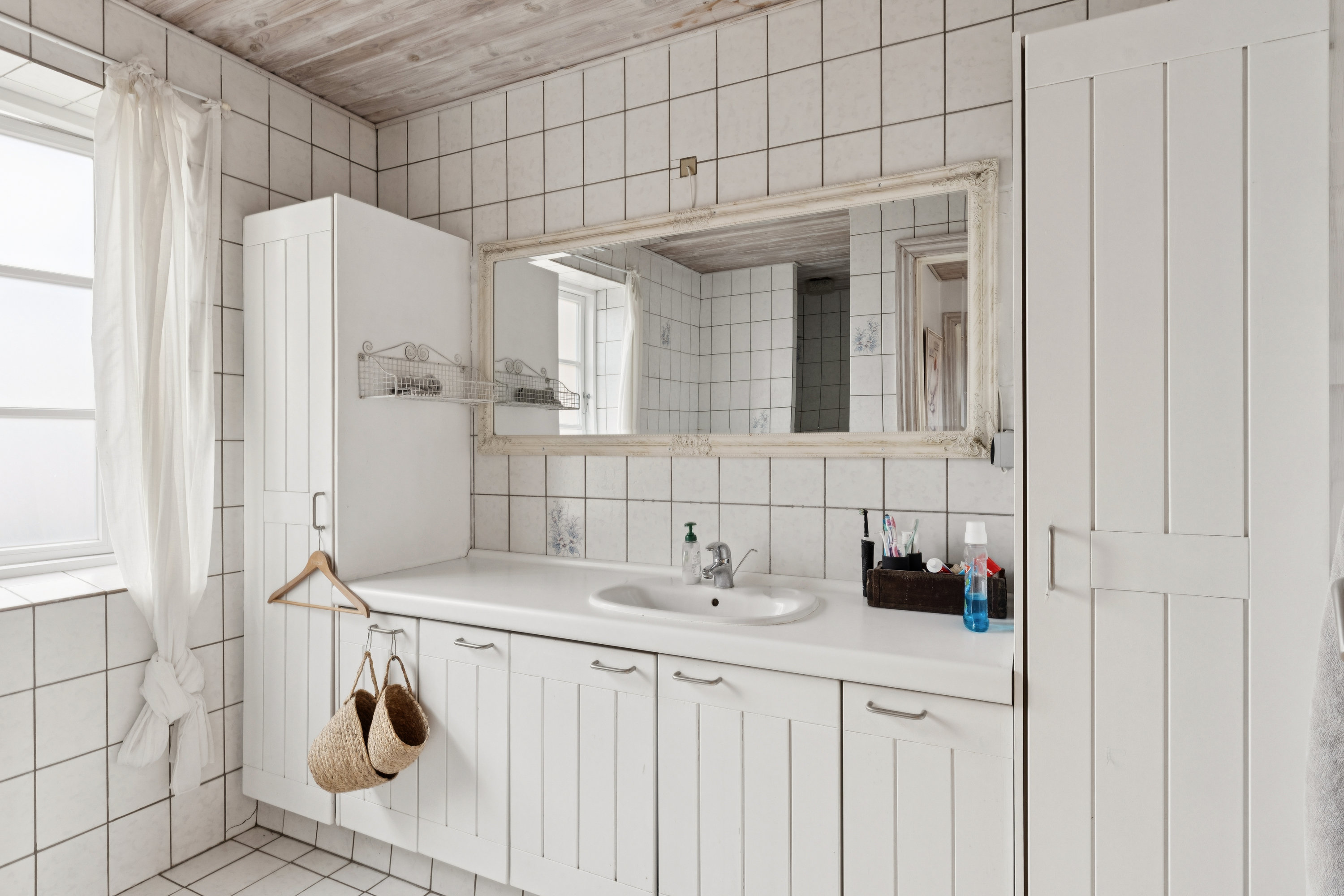 Fremhævet badeværelse billede i fuldskærmstilstand. Billede af Vestermark 4, Kegnæs, 6470 Sydals