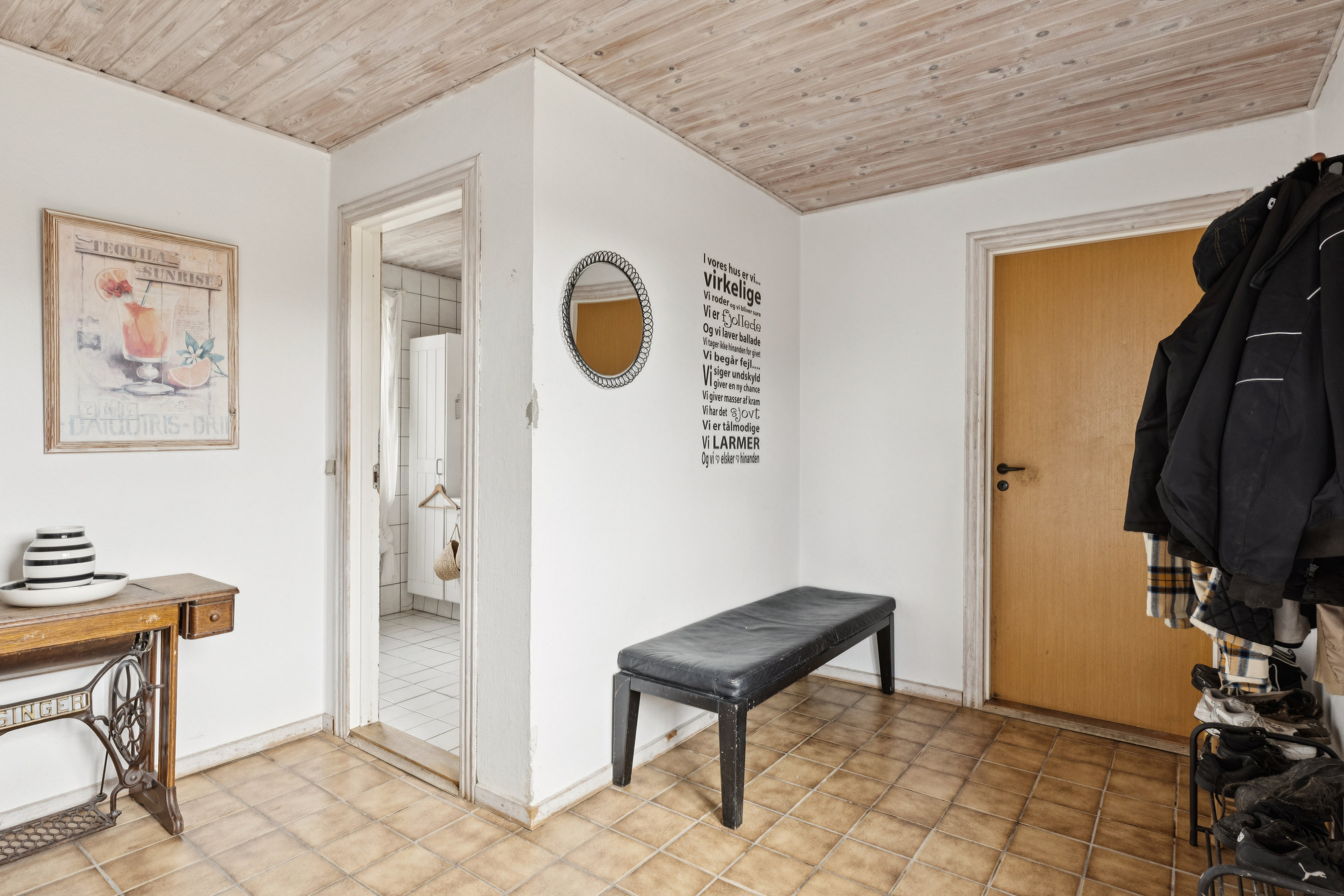 Fremhævet gang billede i fuldskærmstilstand. Billede af Vestermark 4, Kegnæs, 6470 Sydals