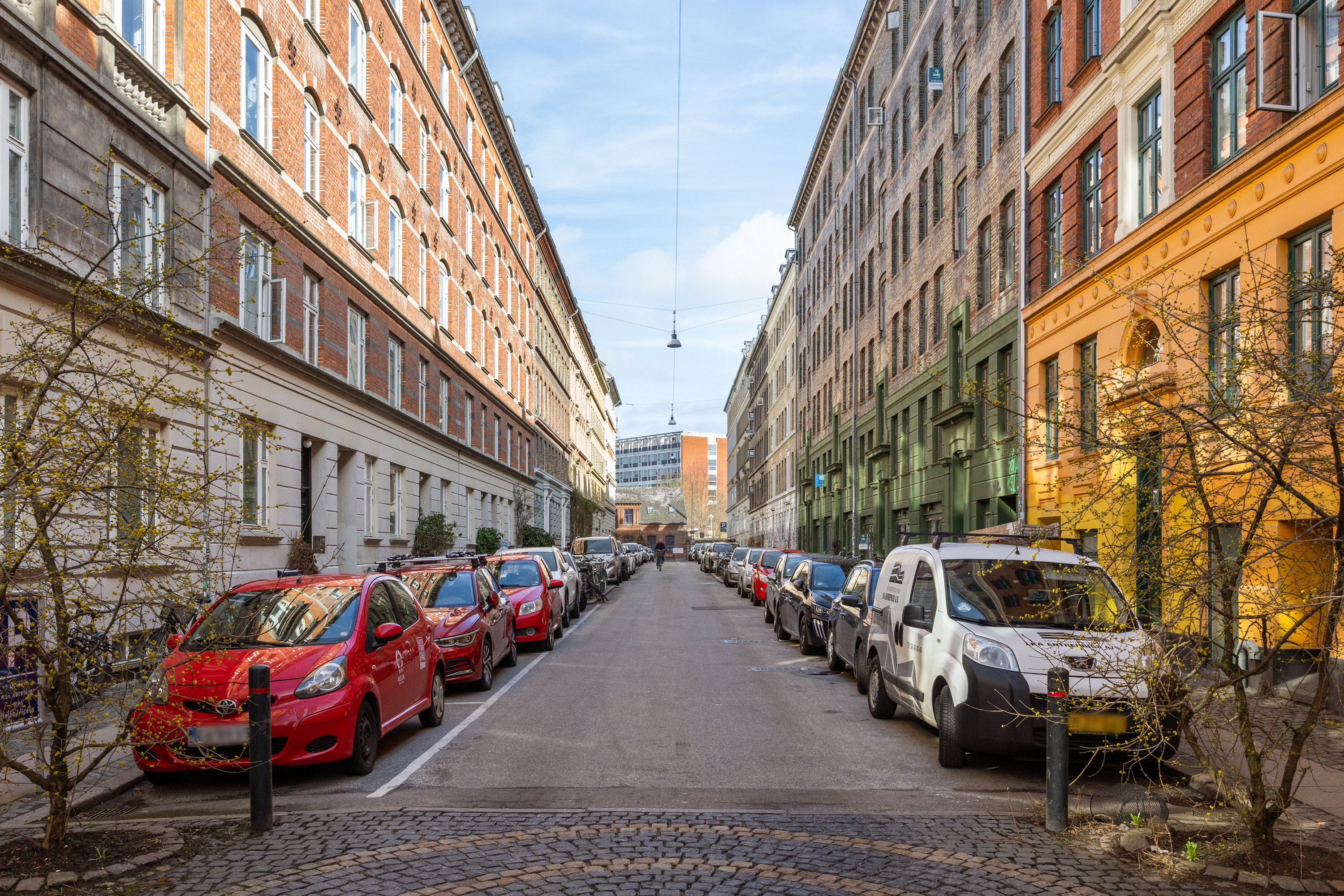 Fremhævet andet billede i fuldskærmstilstand. Billede af Peter Fabers Gade 28, st.. th., 2200 København N