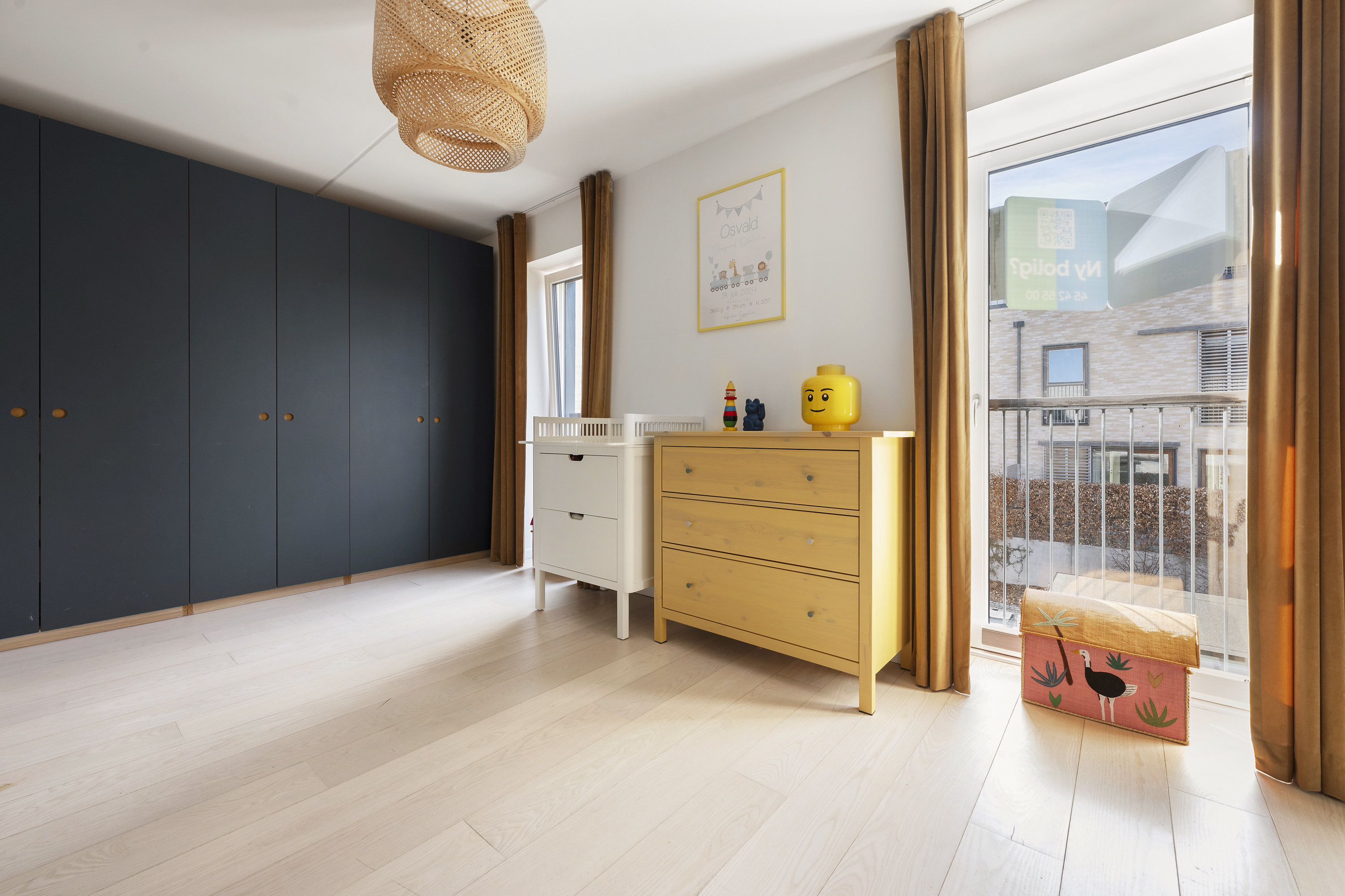 Fremhævet værelse billede i fuldskærmstilstand. Billede af Ralphs Vænge 45, 2950 Vedbæk