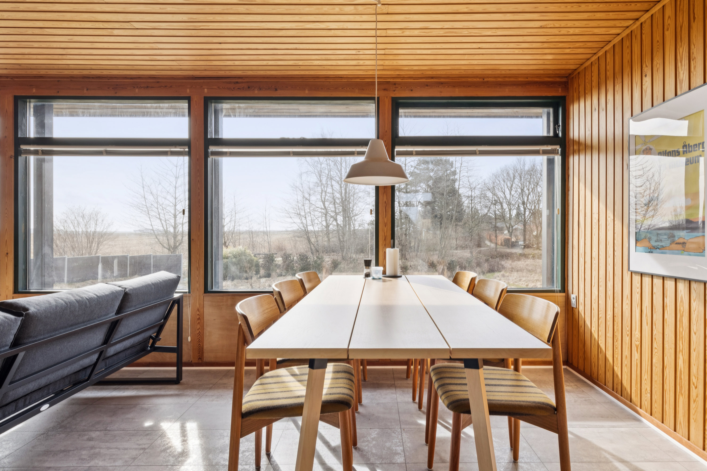 Fremhævet stue billede i fuldskærmstilstand. Billede af Bertavej 18, Gjerrild, 8500 Grenaa