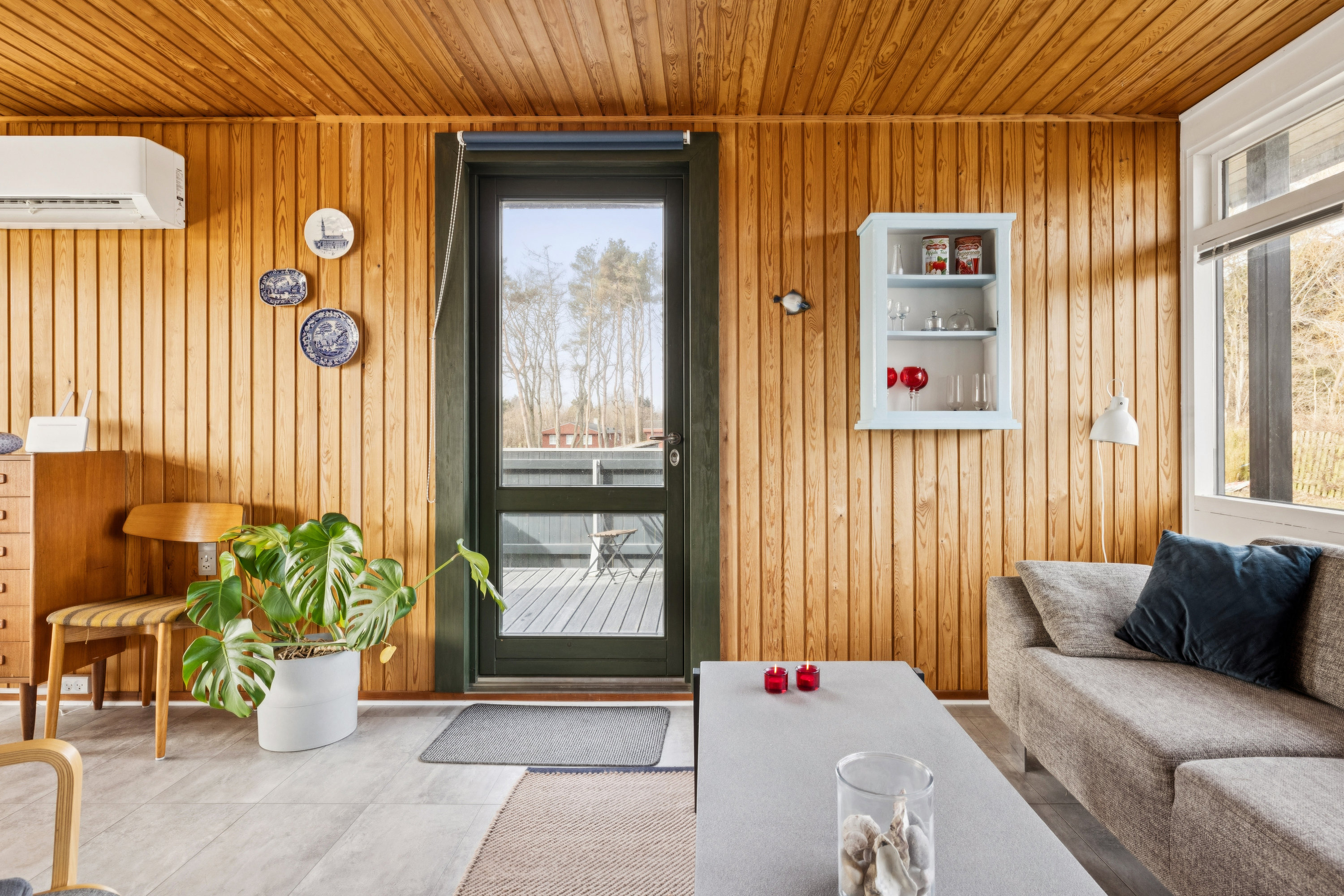 Fremhævet stue billede i fuldskærmstilstand. Billede af Bertavej 18, Gjerrild, 8500 Grenaa