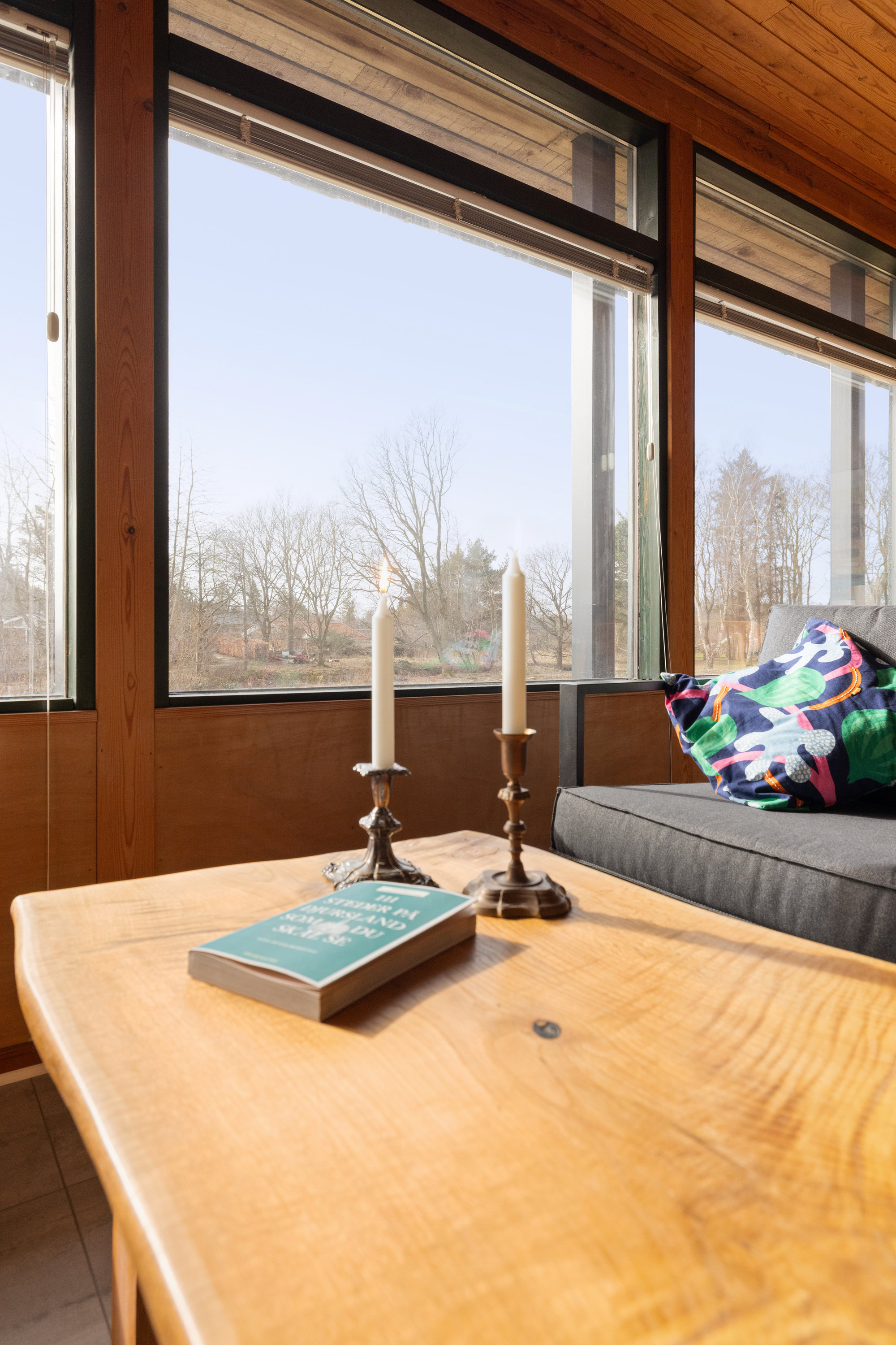 Fremhævet stue billede i fuldskærmstilstand. Billede af Bertavej 18, Gjerrild, 8500 Grenaa