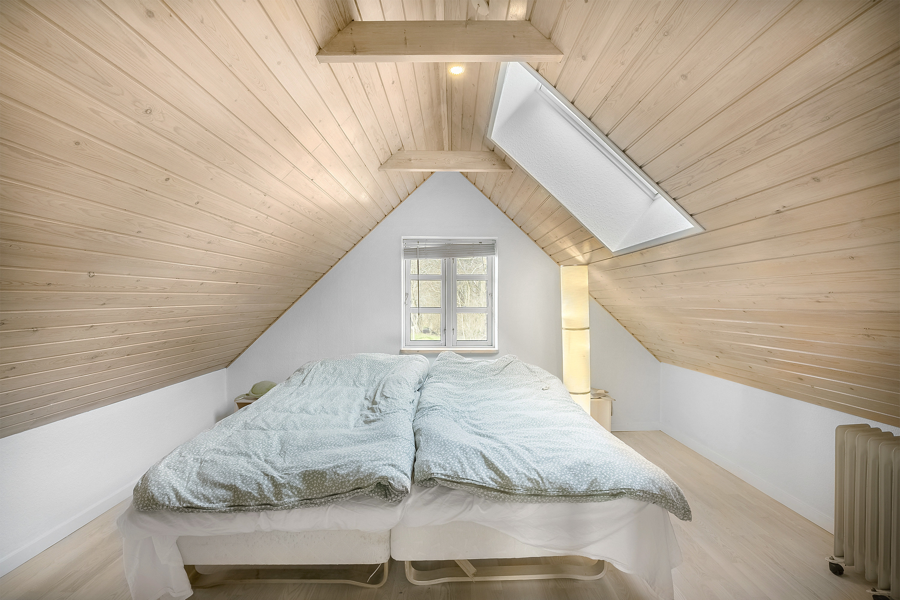 Fremhævet soveværelse billede i fuldskærmstilstand. Billede af Broløkkevej 39, Sanderum, 5250 Odense SV