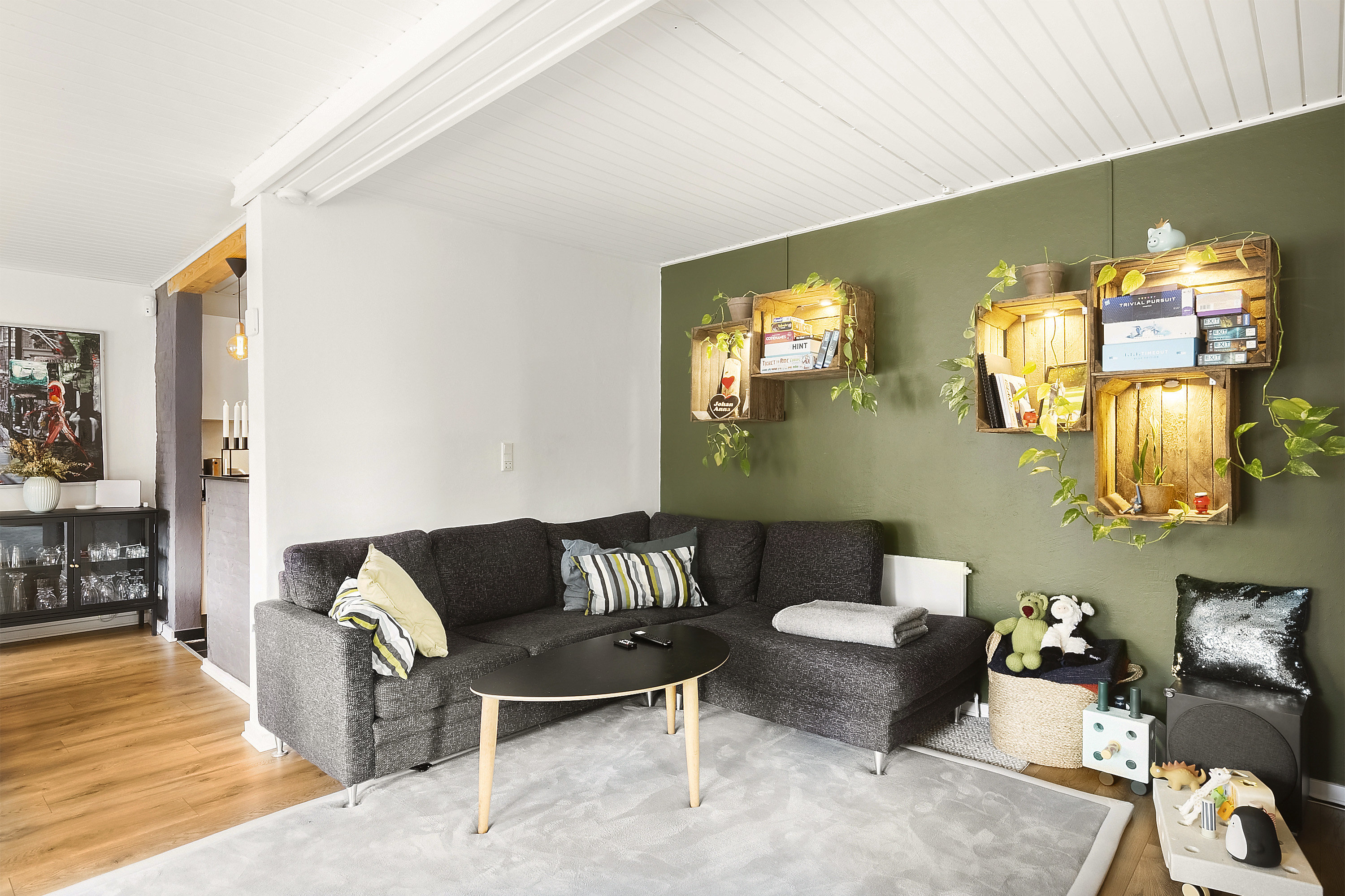 Fremhævet stue billede i fuldskærmstilstand. Billede af Broløkkevej 39, Sanderum, 5250 Odense SV