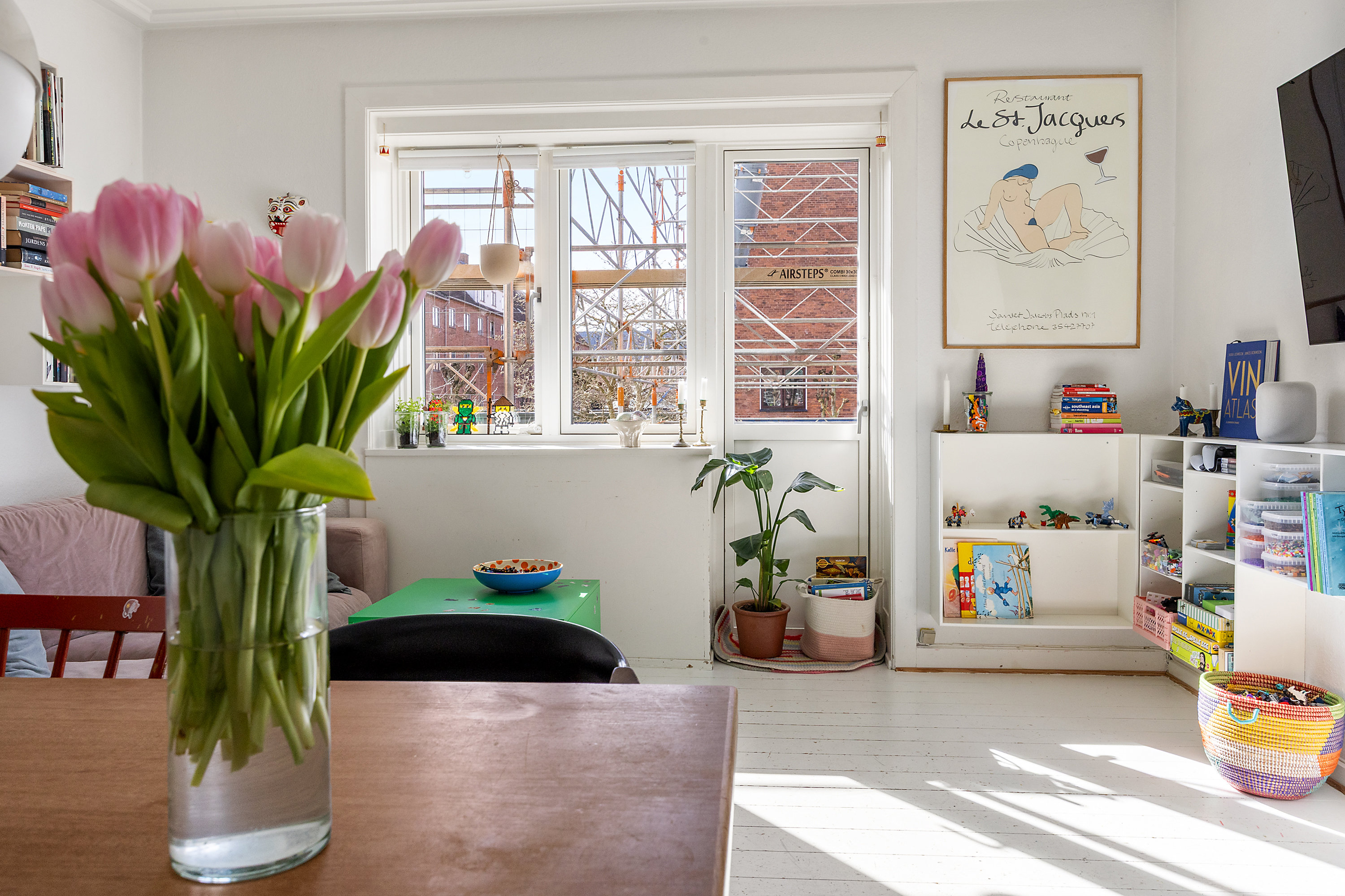 Fremhævet andet billede i fuldskærmstilstand. Billede af Nattergalevej 42, st.. th., 2400 København NV