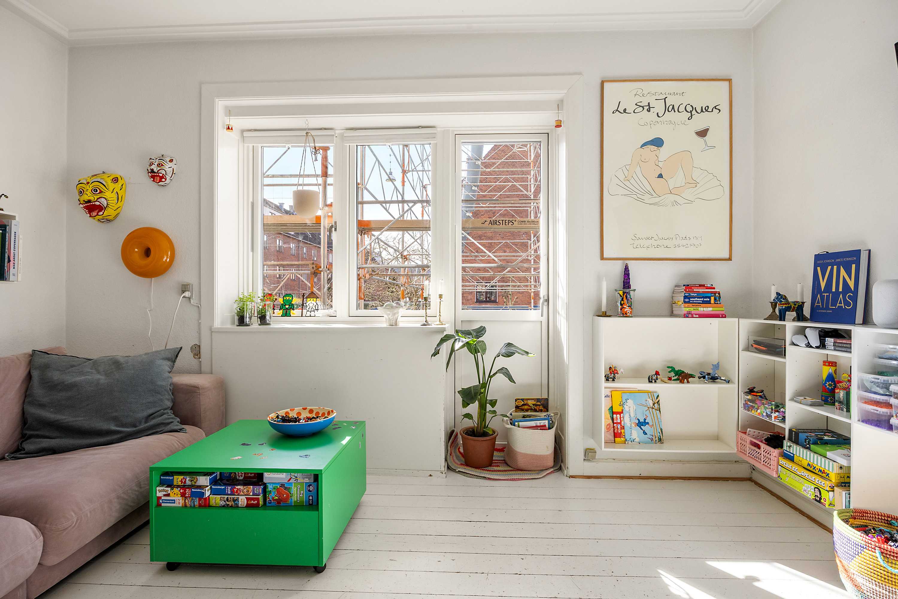 Fremhævet andet billede i fuldskærmstilstand. Billede af Nattergalevej 42, st.. th., 2400 København NV