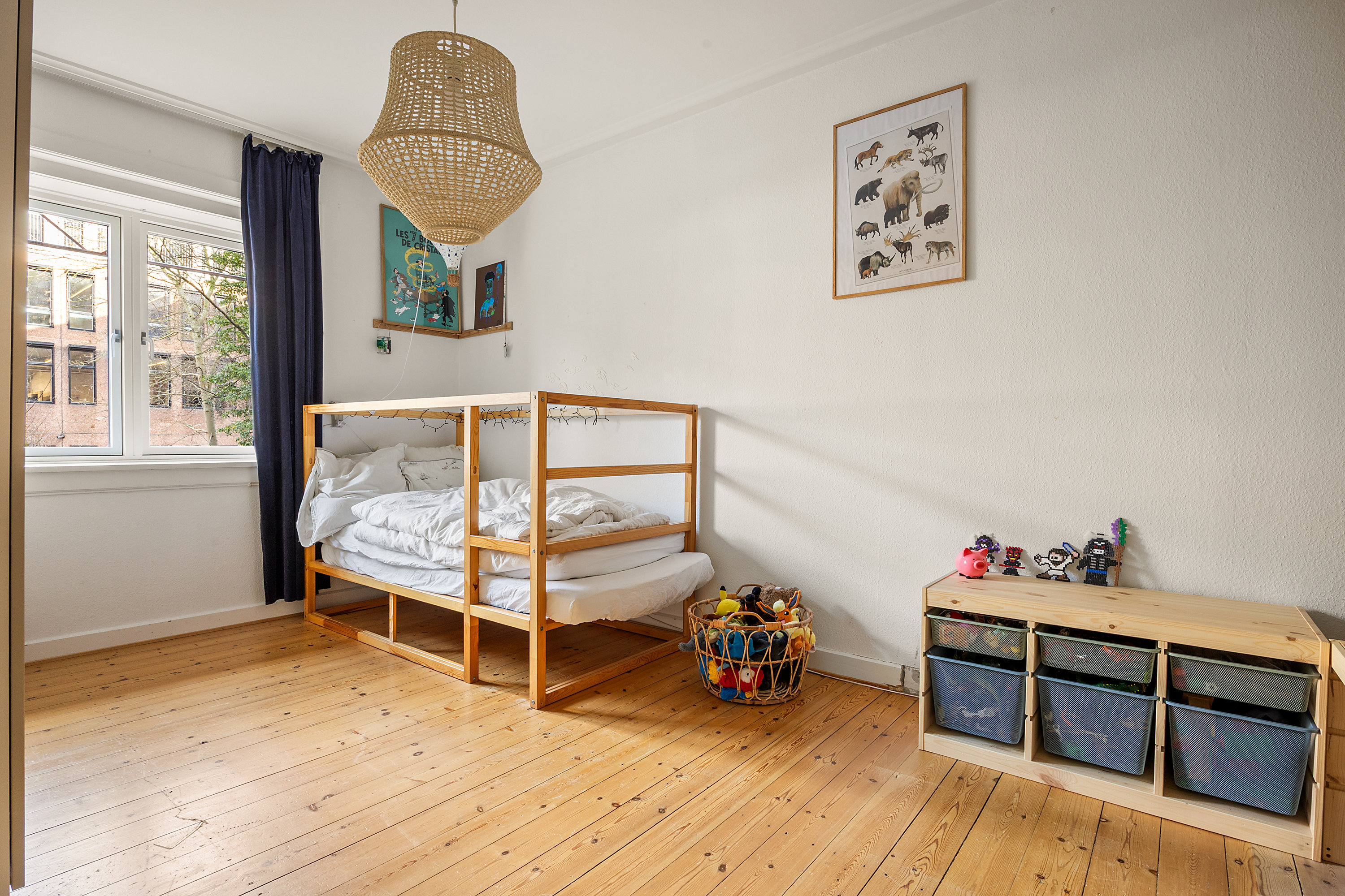 Fremhævet andet billede i fuldskærmstilstand. Billede af Nattergalevej 42, st.. th., 2400 København NV