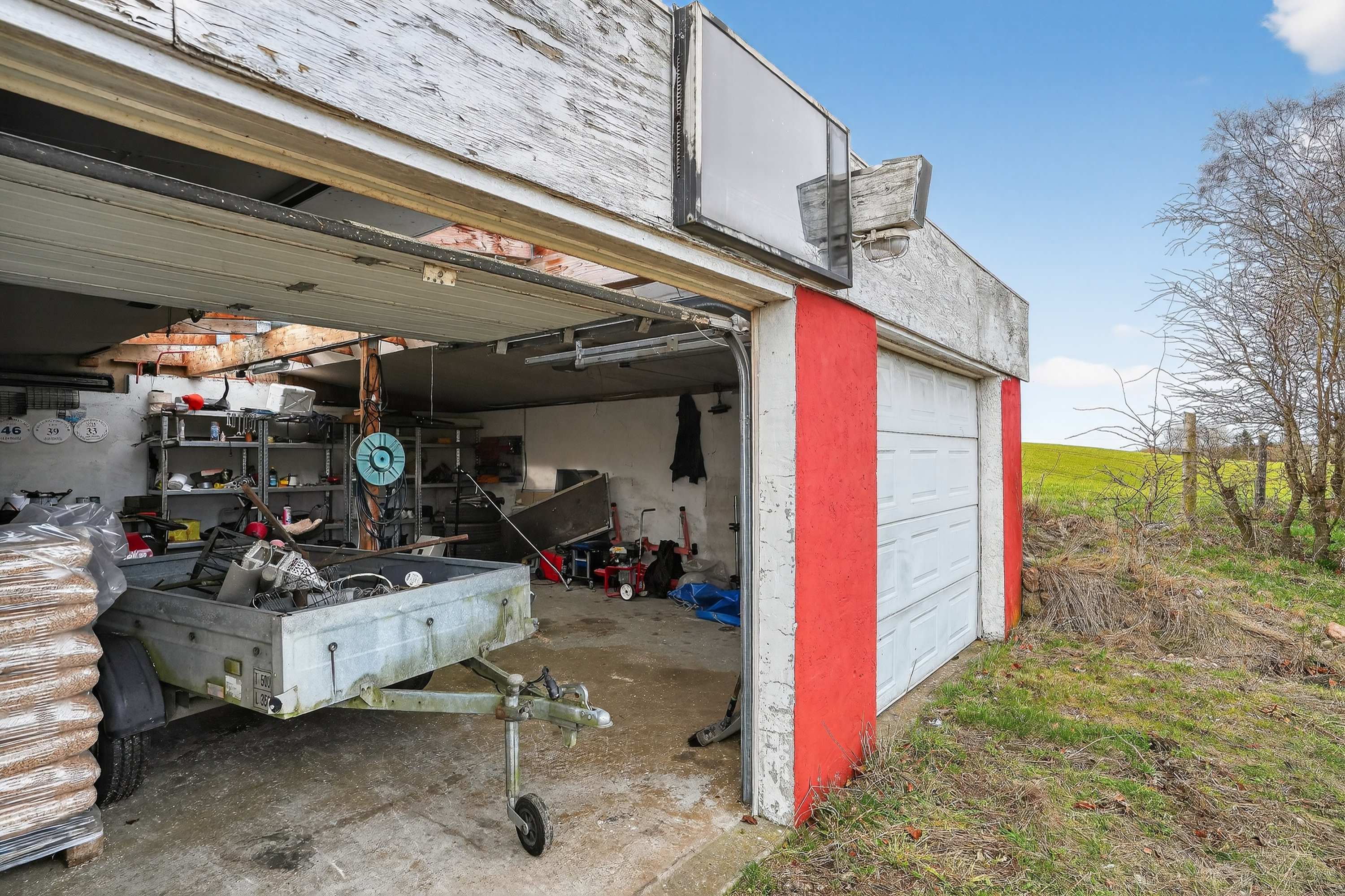 Fremhævet garage billede i fuldskærmstilstand. Billede af Kvarmløsevej 145, Kvarmløse, 4340 Tølløse