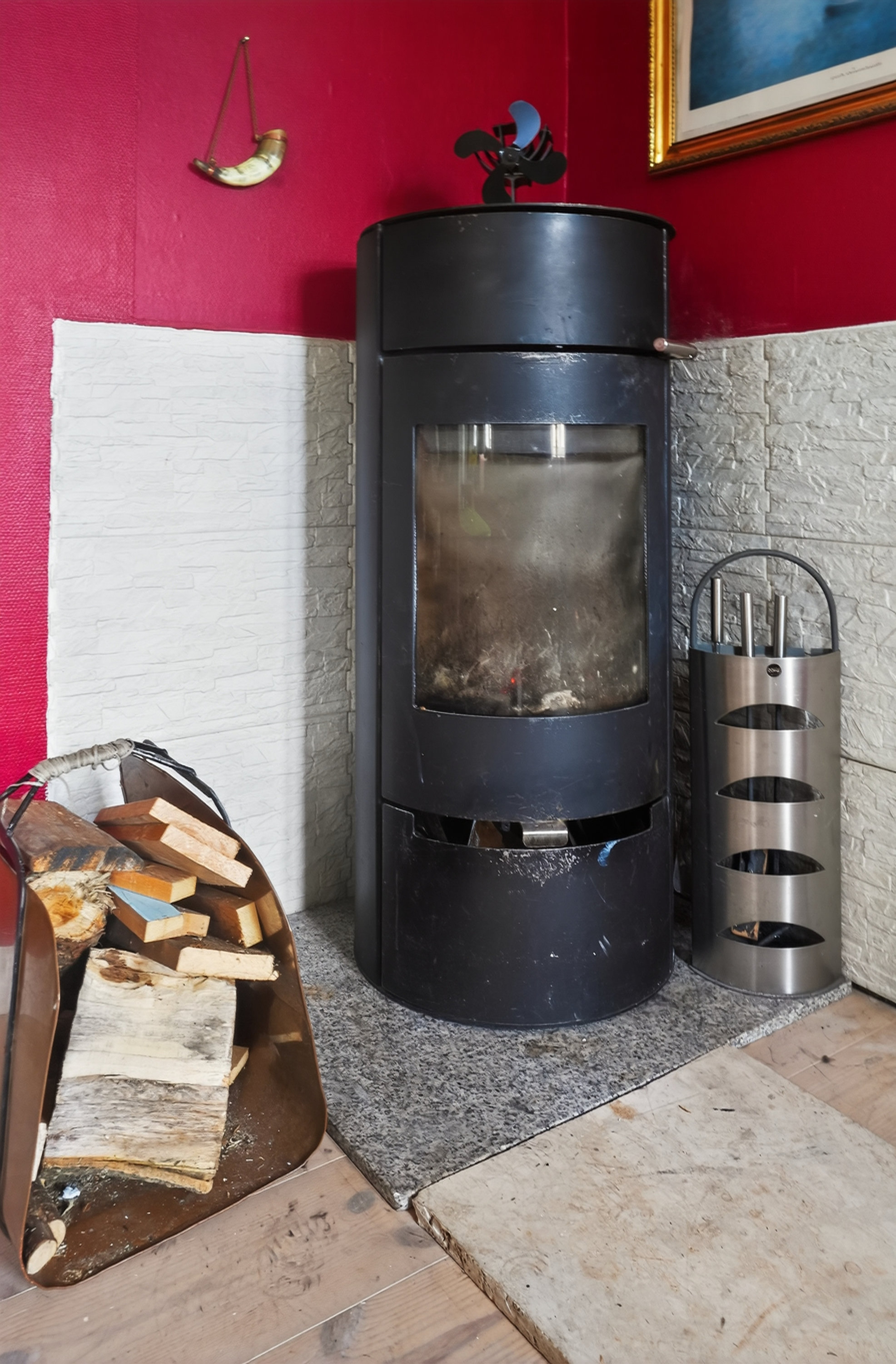 Fremhævet stue billede i fuldskærmstilstand. Billede af Kvarmløsevej 145, Kvarmløse, 4340 Tølløse