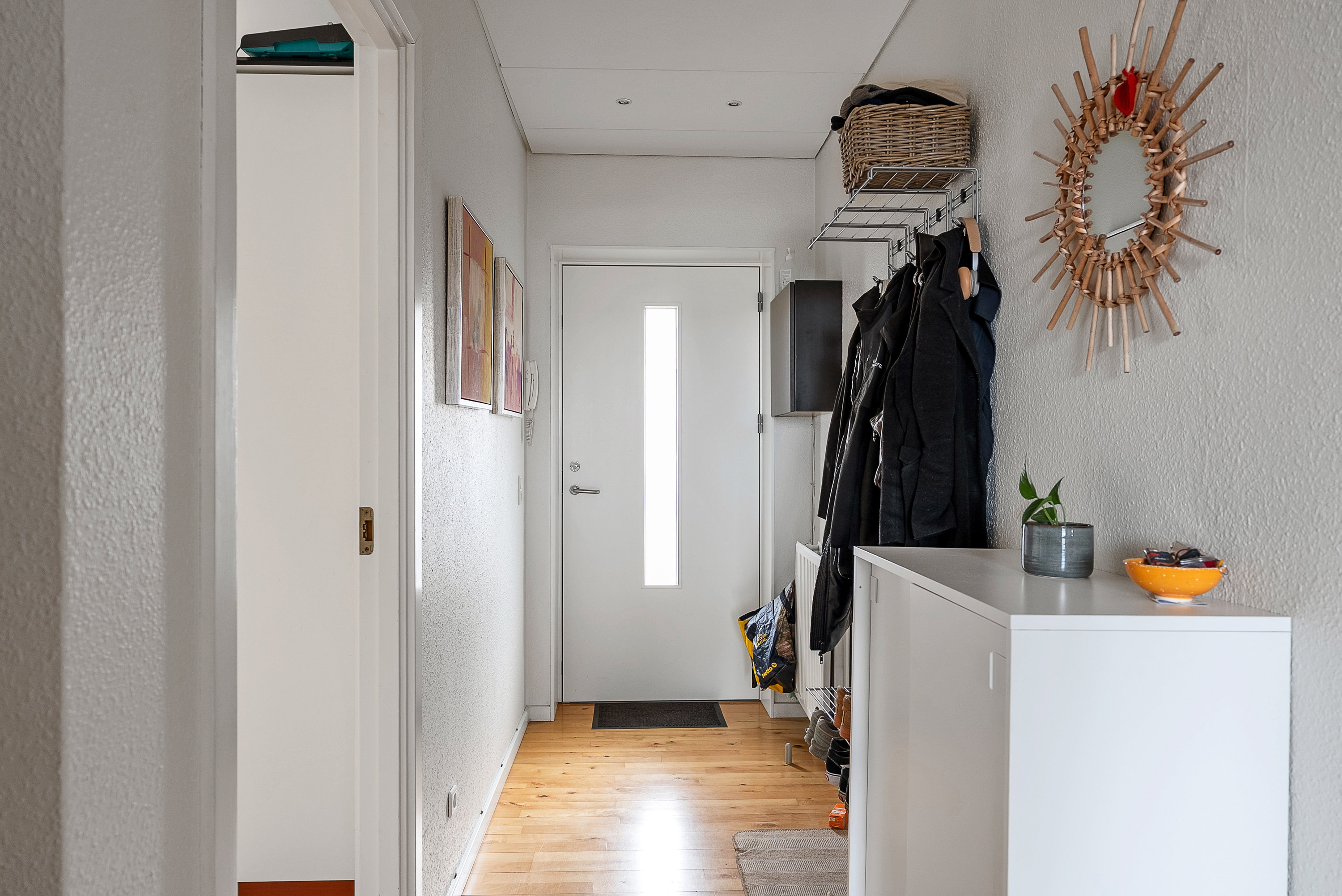 Fremhævet entré billede i fuldskærmstilstand. Billede af Buchwaldsgade 13B, 1. 8., 5000 Odense C