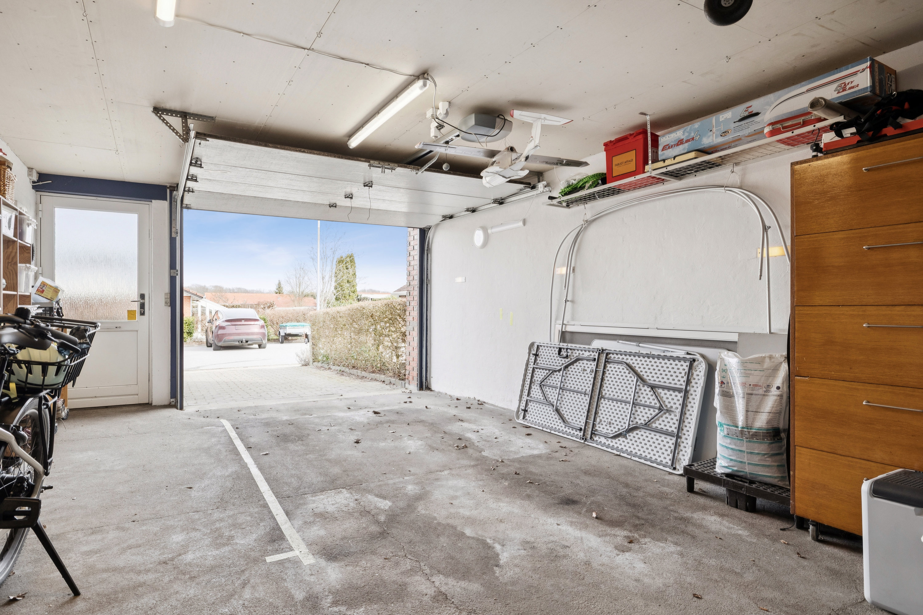 Fremhævet garage billede i fuldskærmstilstand. Billede af Haraldsvej 14, Gram, 8660 Skanderborg