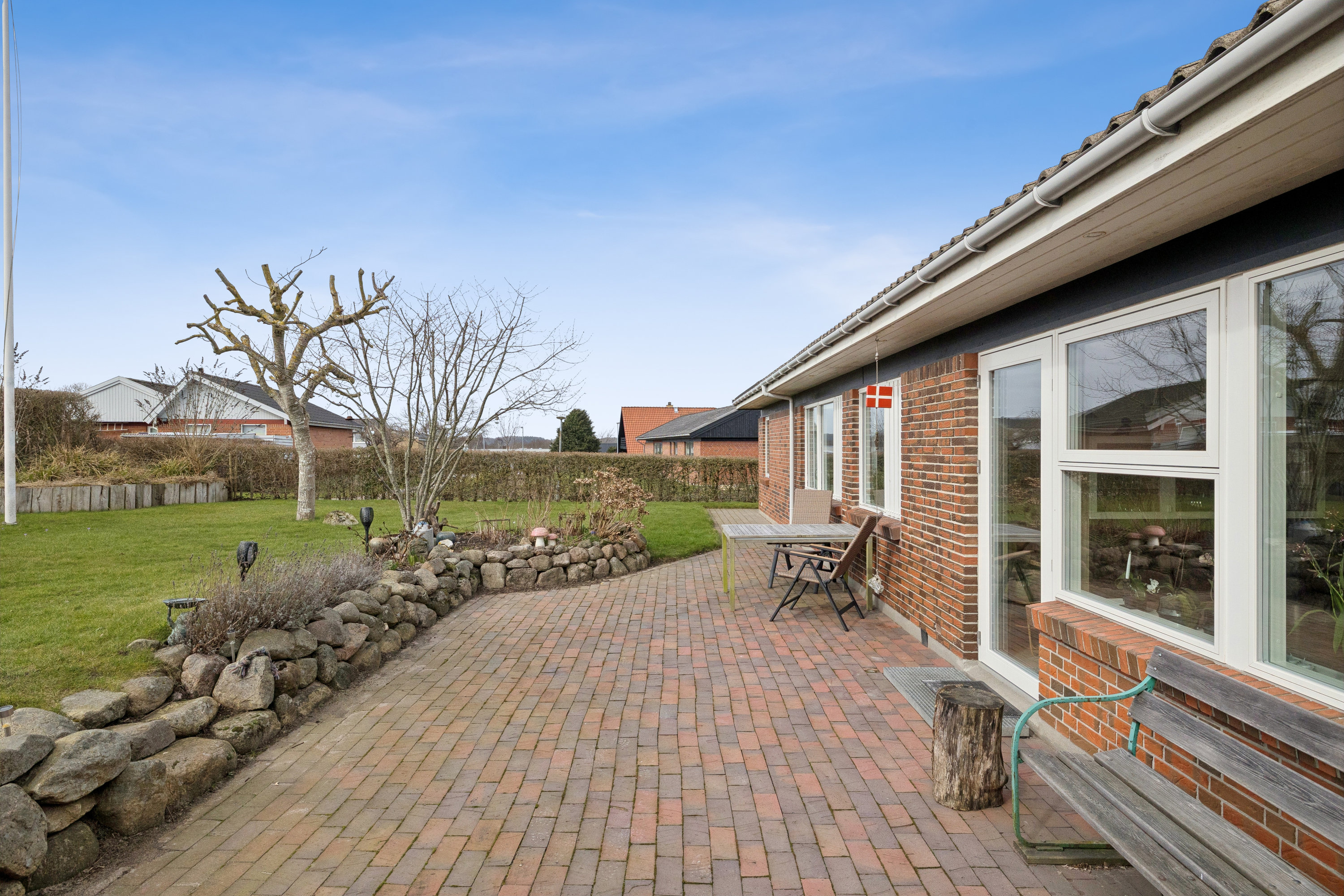 Fremhævet terrasse billede i fuldskærmstilstand. Billede af Haraldsvej 14, Gram, 8660 Skanderborg