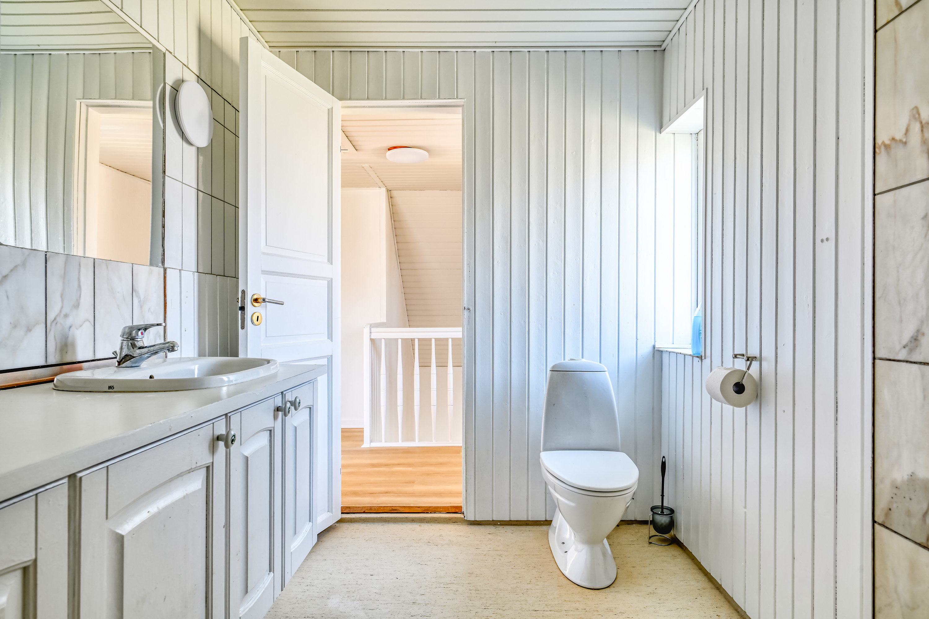 Fremhævet badeværelse billede i fuldskærmstilstand. Billede af Væggerløsevej 13A, 4873 Væggerløse