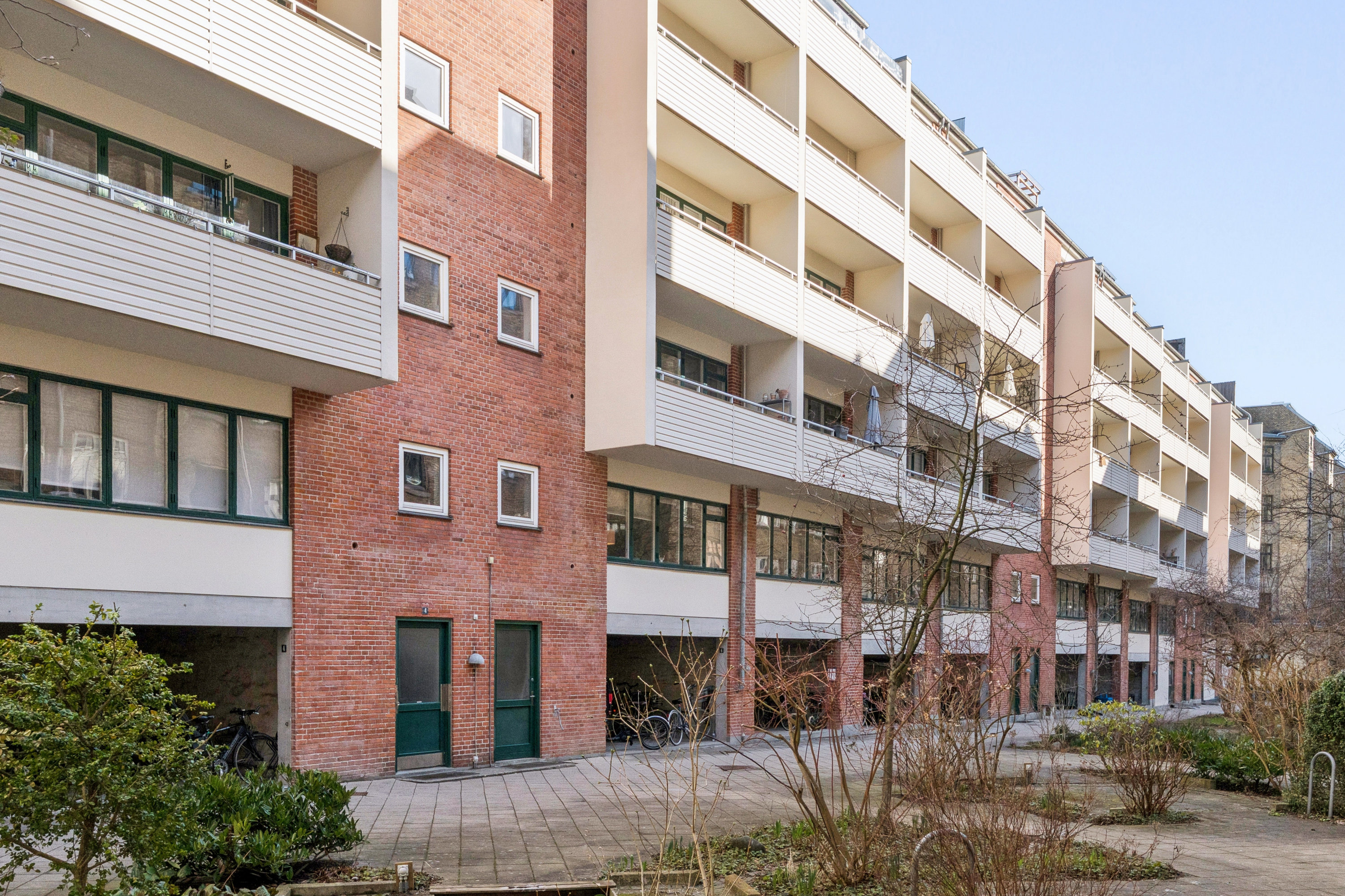 Fremhævet andet billede i fuldskærmstilstand. Billede af Korsørgade 4, 2. 1., 2100 København Ø