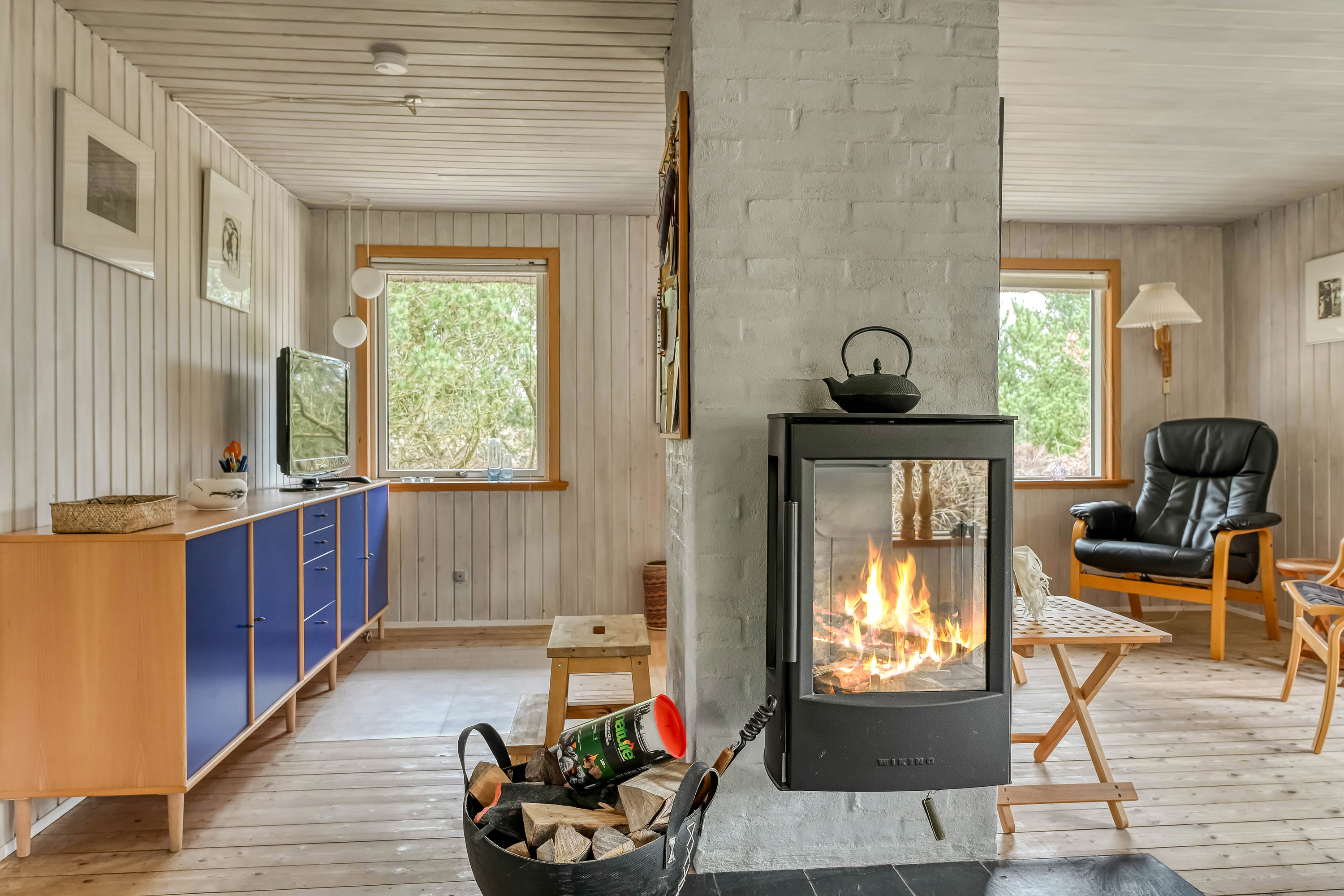 Fremhævet stue billede i fuldskærmstilstand. Billede af Lyngvej 4, Grærup, 6840 Oksbøl