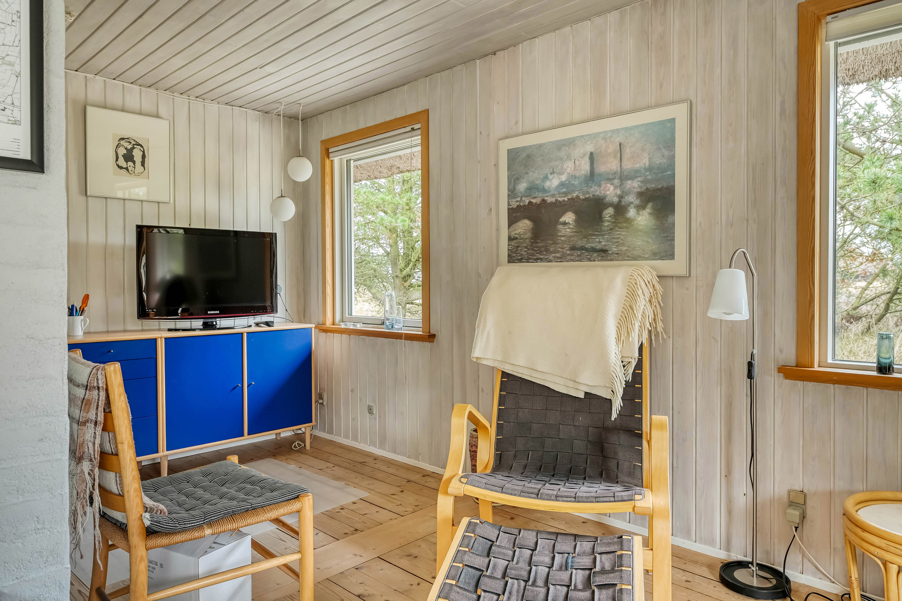 Fremhævet stue billede i fuldskærmstilstand. Billede af Lyngvej 4, Grærup, 6840 Oksbøl