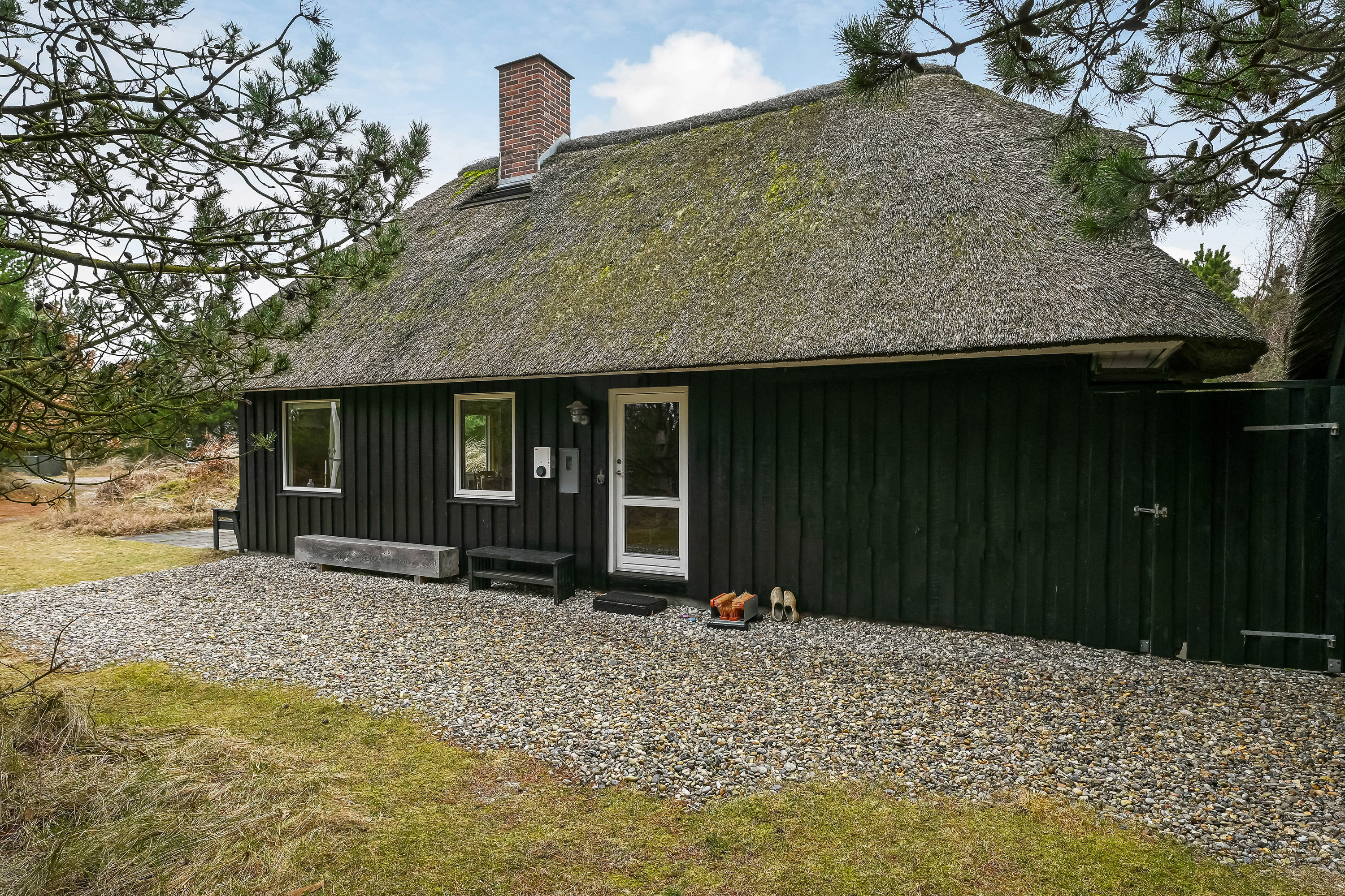 Fremhævet ejendommen billede i fuldskærmstilstand. Billede af Lyngvej 4, Grærup, 6840 Oksbøl