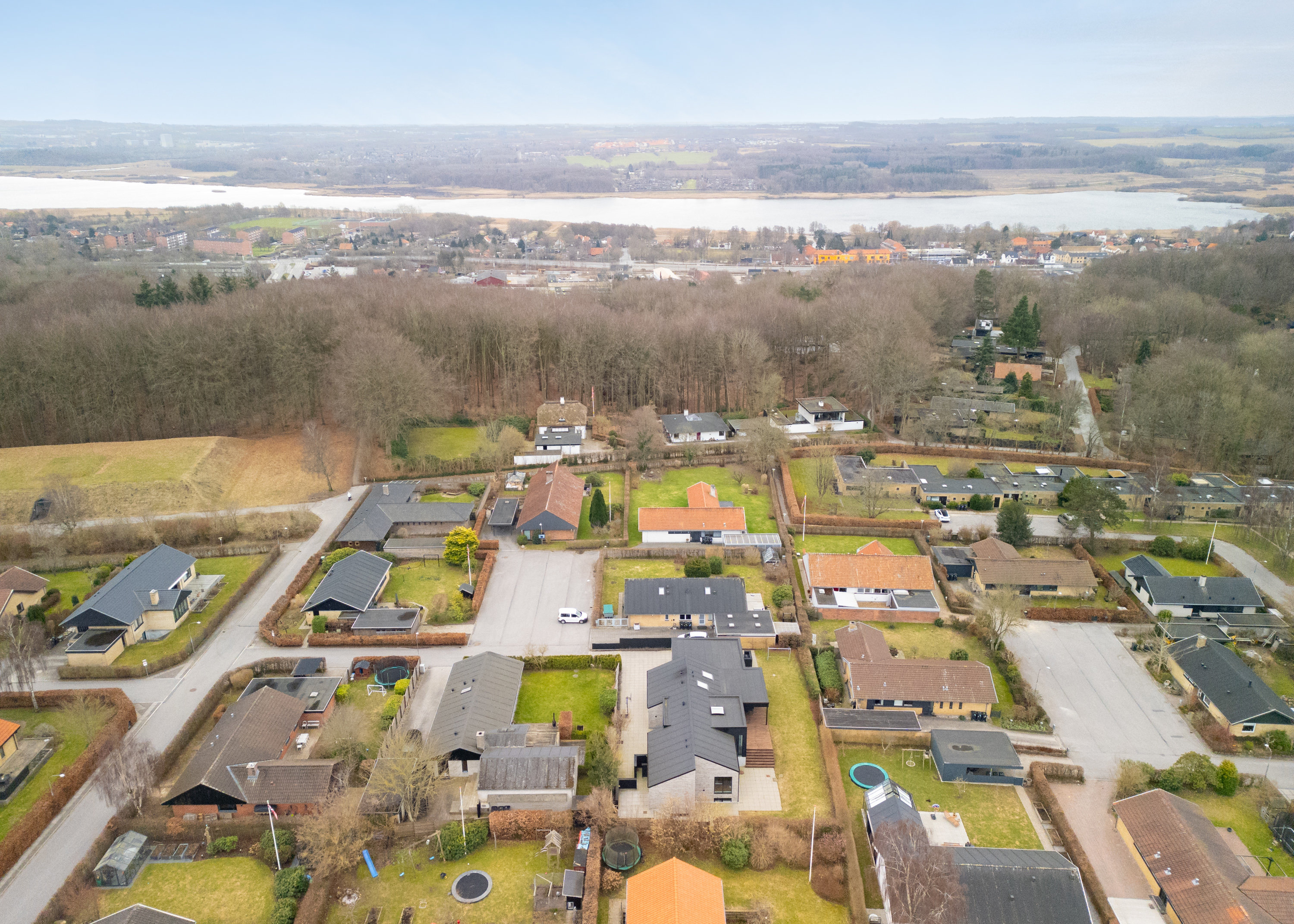 Fremhævet  billede i fuldskærmstilstand. Billede af Egebjergvej 83, 8220 Brabrand