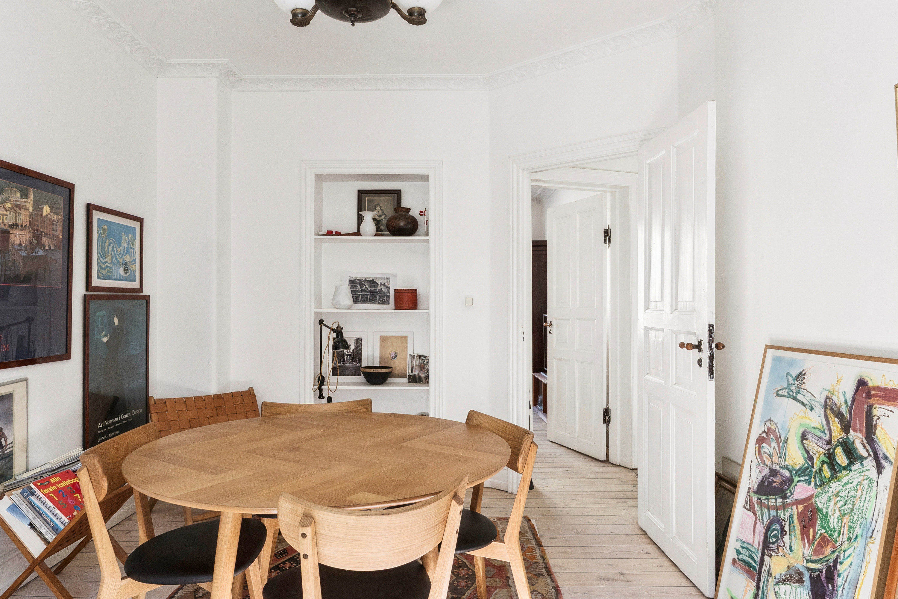 Fremhævet stue billede i fuldskærmstilstand. Billede af Marstalsgade 44, 3. th., 2100 København Ø