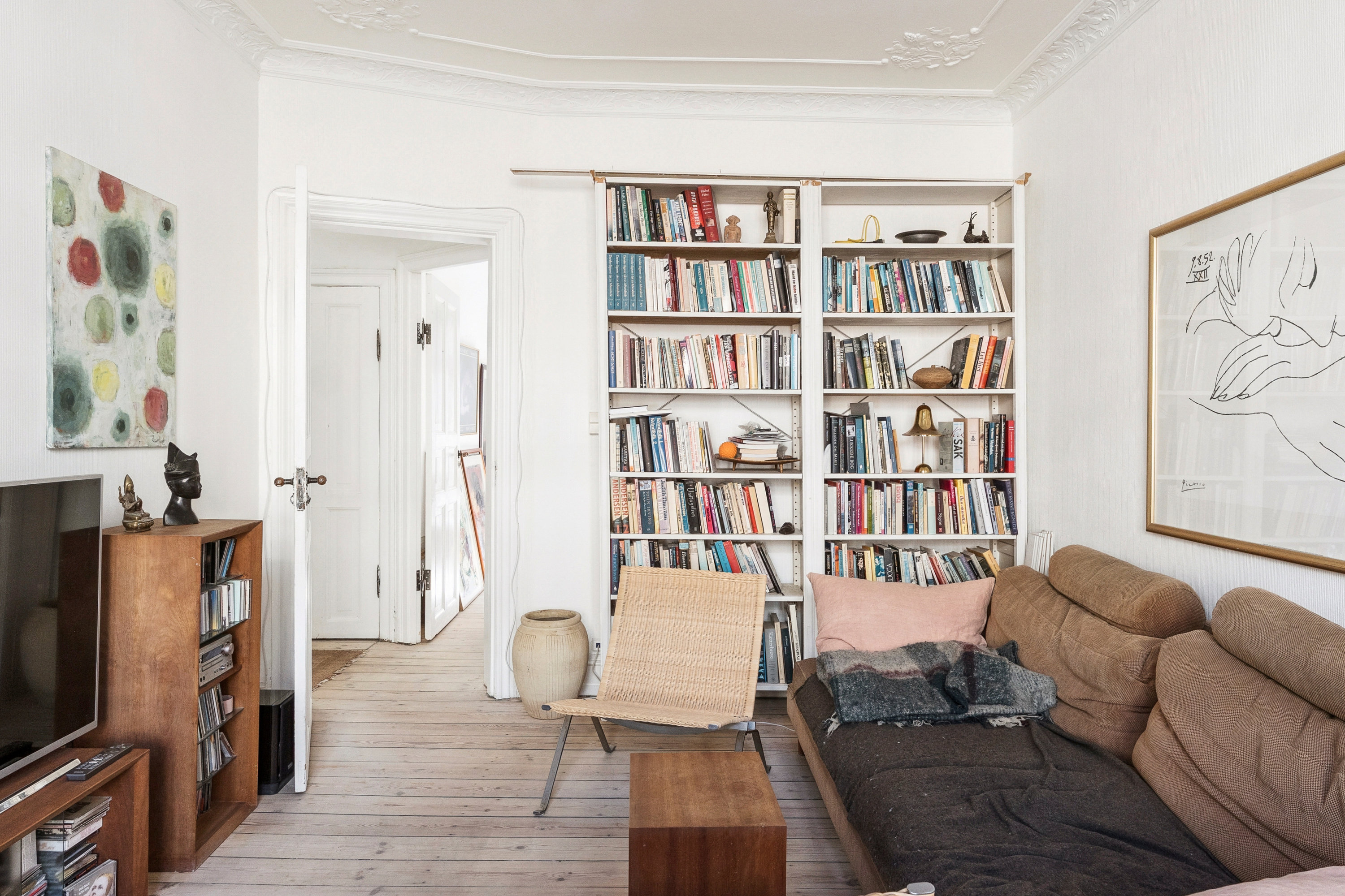 Fremhævet stue billede i fuldskærmstilstand. Billede af Marstalsgade 44, 3. th., 2100 København Ø