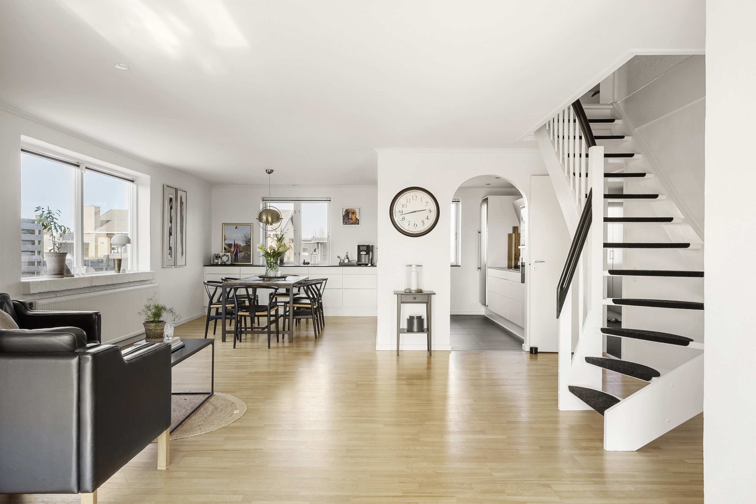 Fremhævet spisestue billede i fuldskærmstilstand. Billede af Engvej 9, 5550 Langeskov