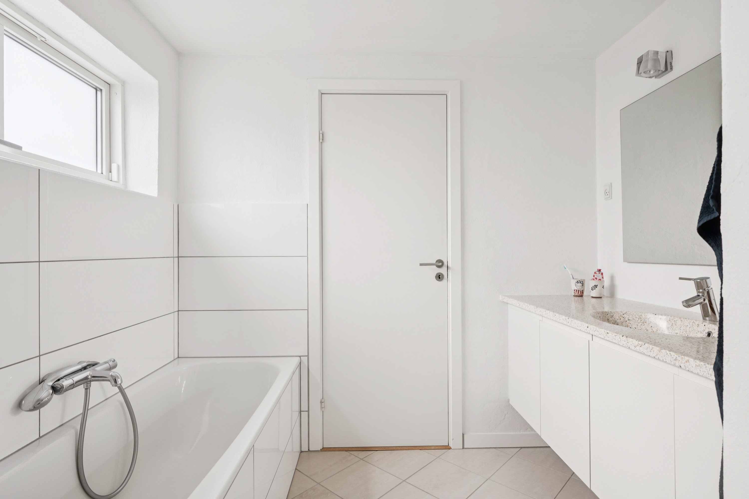 Fremhævet badeværelse billede i fuldskærmstilstand. Billede af Klintevej 32, 8240 Risskov