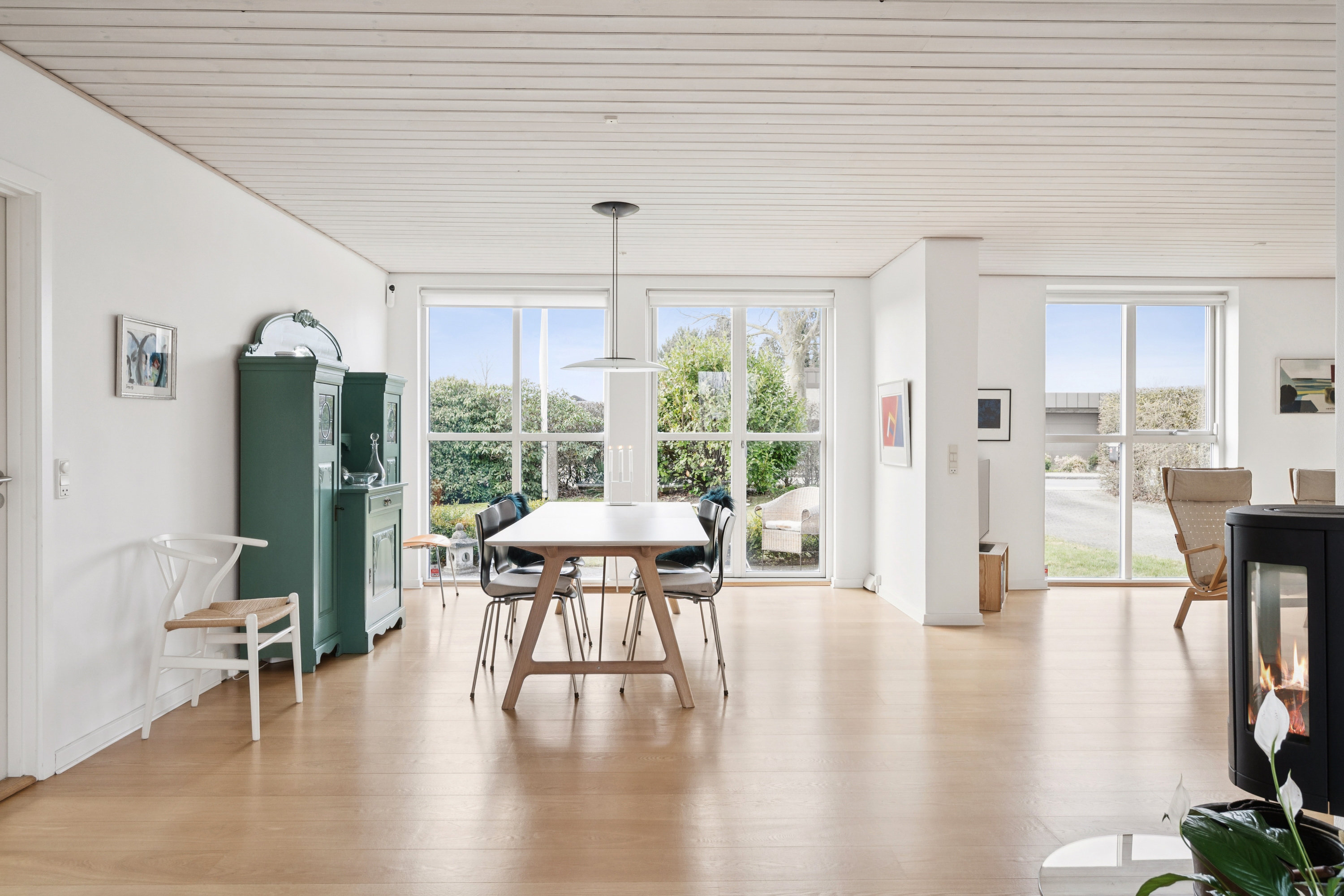 Fremhævet stue billede i fuldskærmstilstand. Billede af Klintevej 32, 8240 Risskov