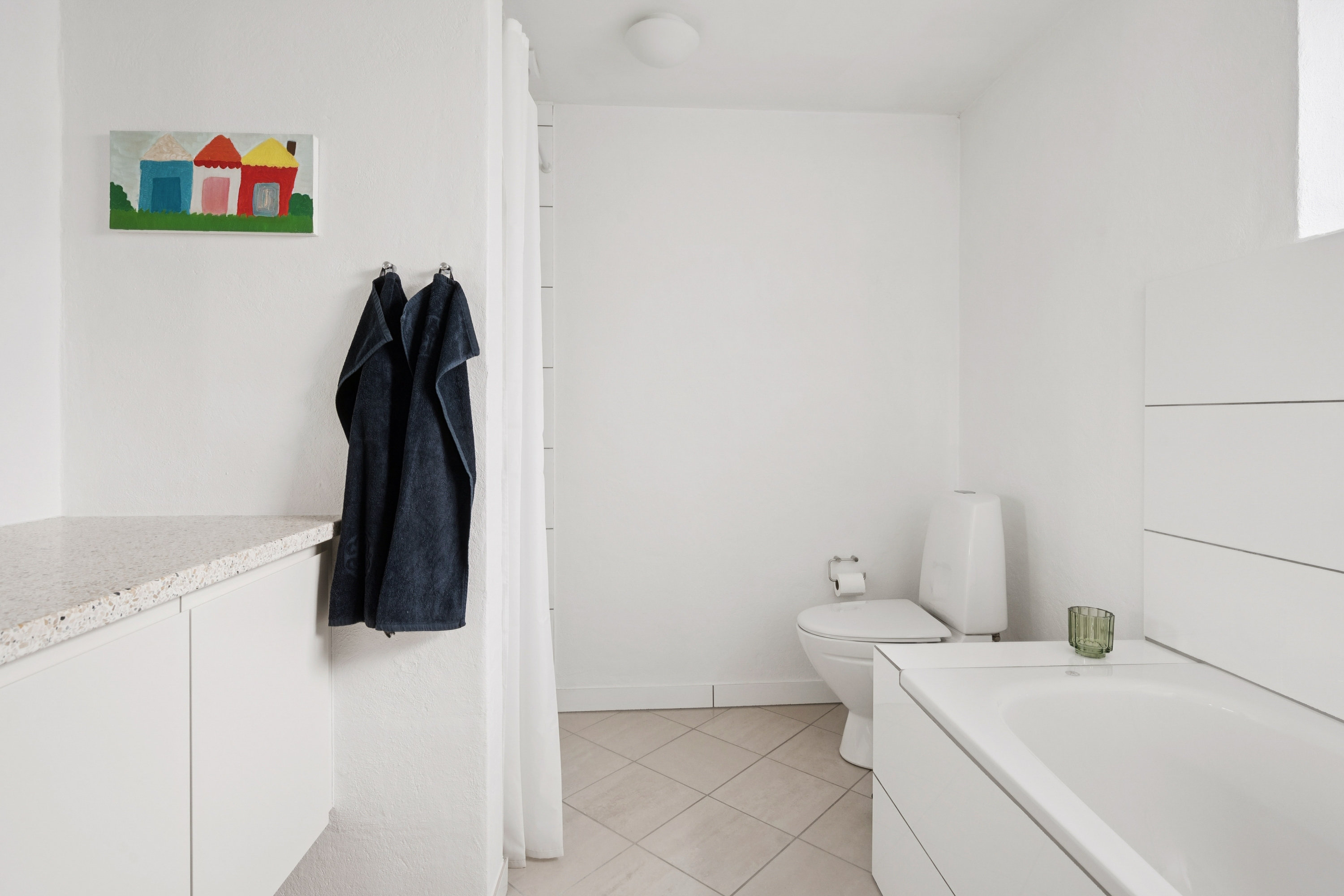 Fremhævet badeværelse billede i fuldskærmstilstand. Billede af Klintevej 32, 8240 Risskov