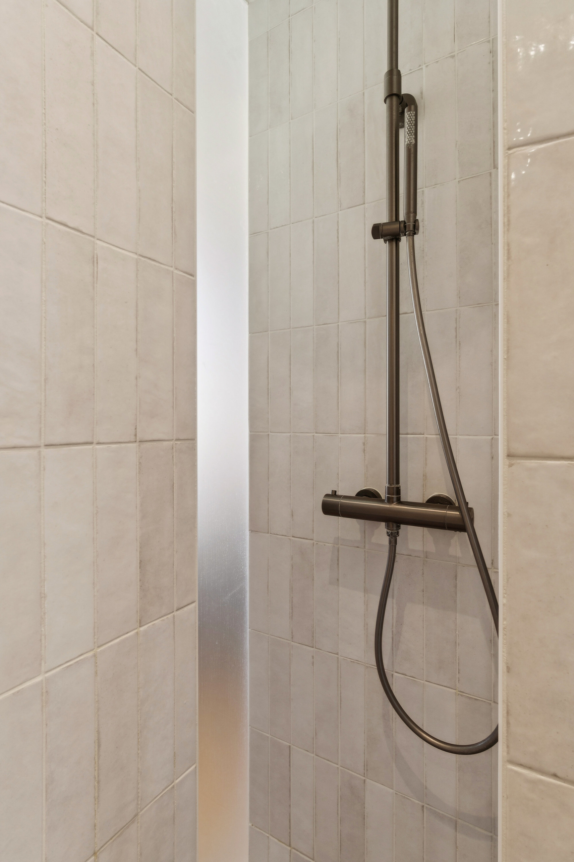 Fremhævet badeværelse billede i fuldskærmstilstand. Billede af Rumæniensgade 12, 4. th., 2300 København S