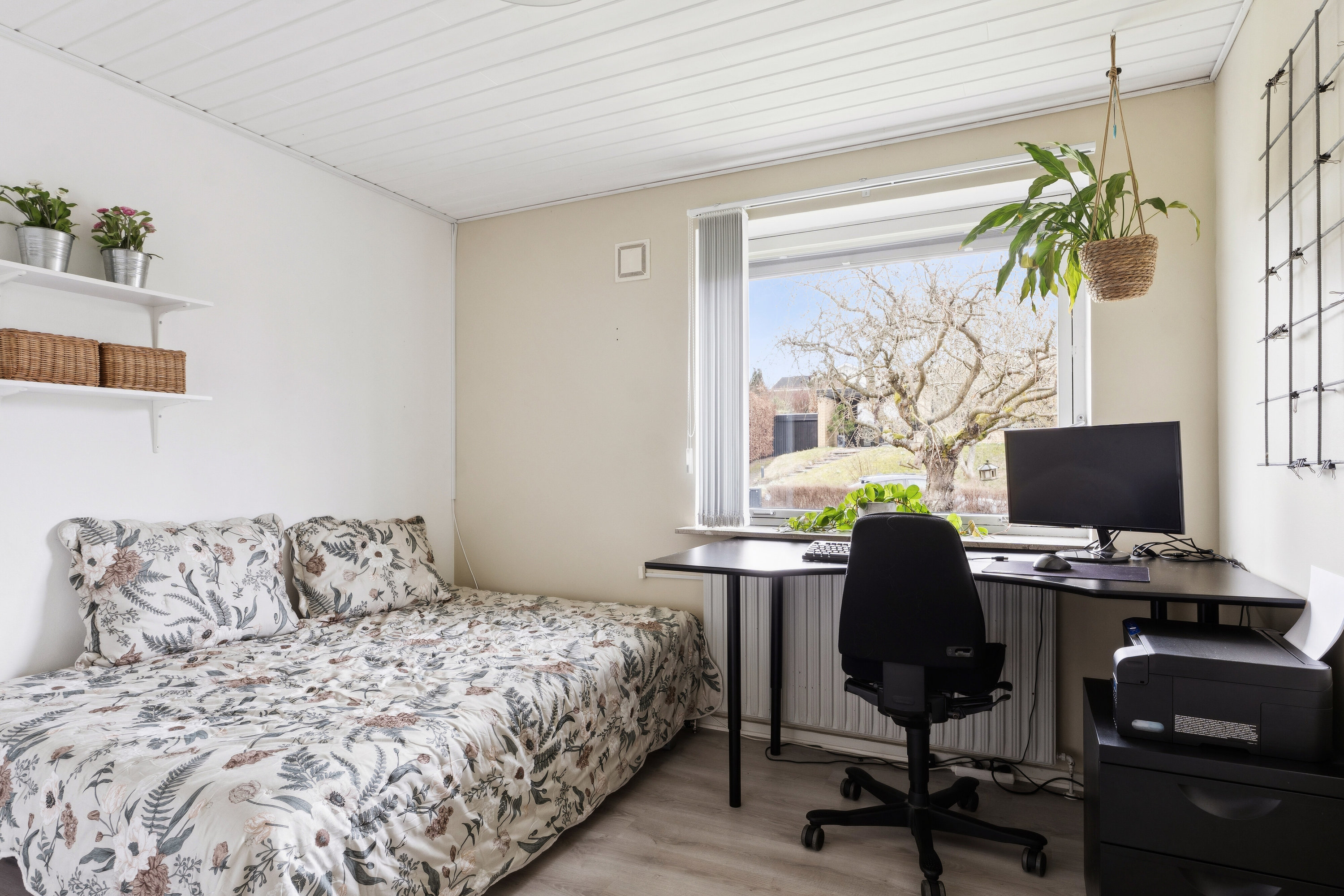 Fremhævet soveværelse billede i fuldskærmstilstand. Billede af Ellemarken 10, 8600 Silkeborg