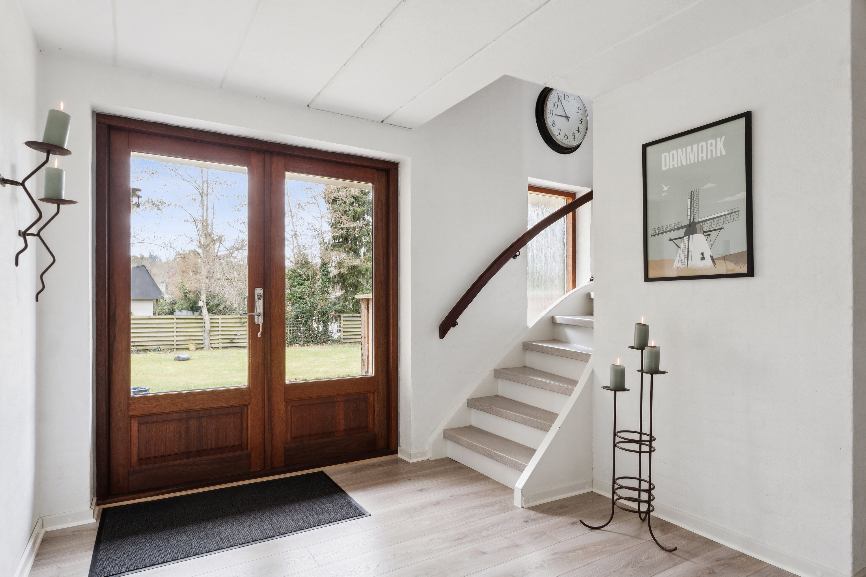 Fremhævet gang billede i fuldskærmstilstand. Billede af Ellemarken 10, 8600 Silkeborg