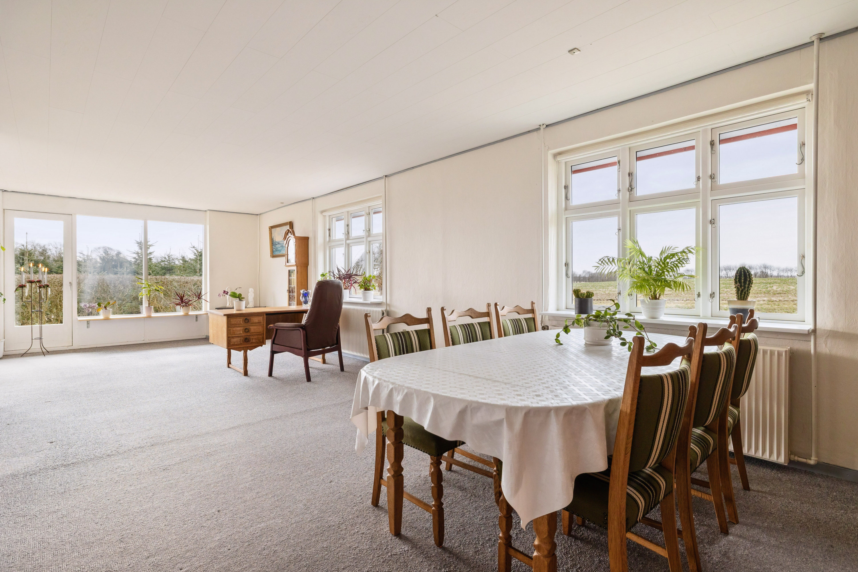 Fremhævet stue billede i fuldskærmstilstand. Billede af Runevej 6, Ll Rørbæk, 9500 Hobro