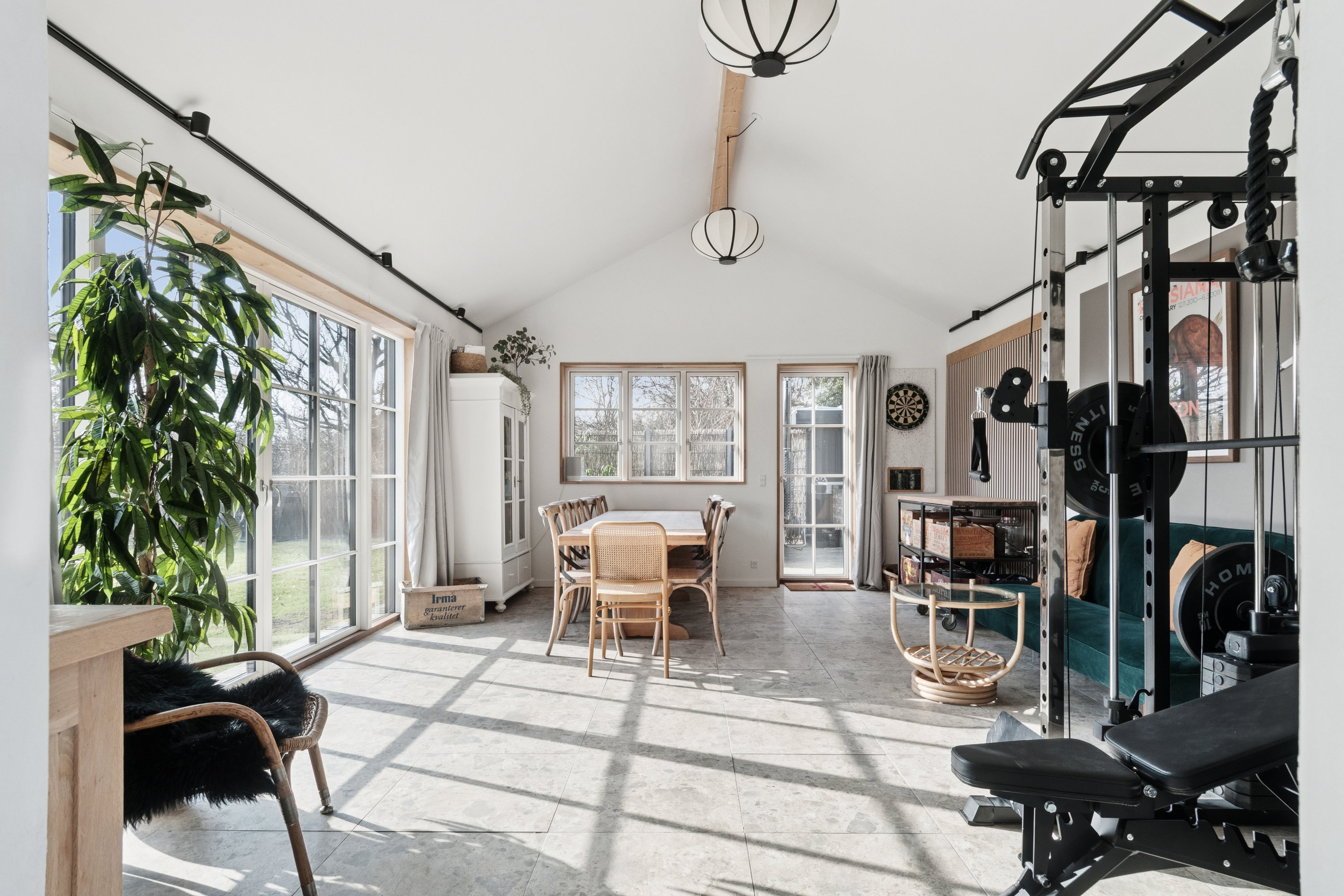 Fremhævet terrasse billede i fuldskærmstilstand. Billede af Gangstedvej 14, 2770 Kastrup