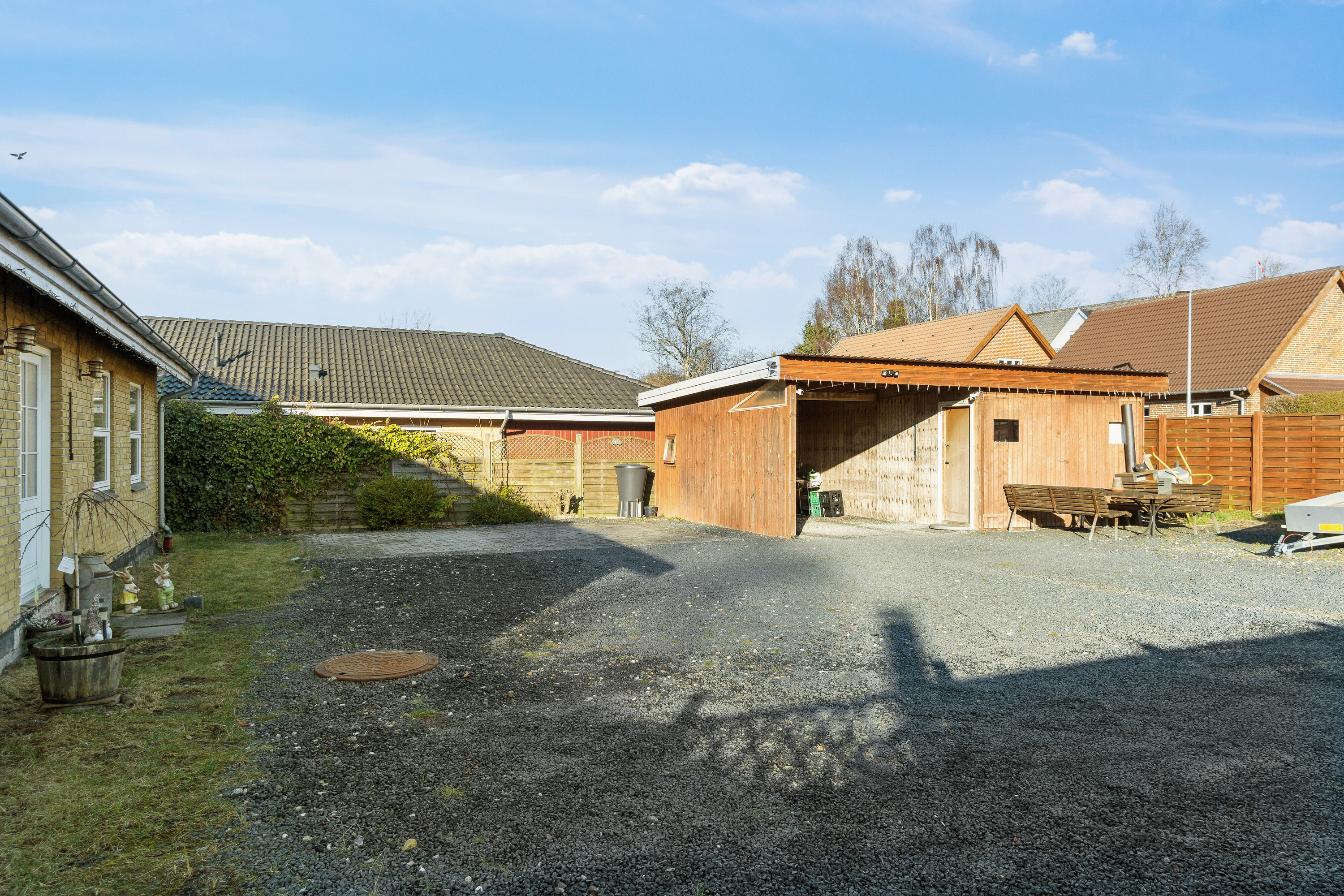 Fremhævet udendørs billede i fuldskærmstilstand. Billede af Agerhønevej 15B, 4200 Slagelse