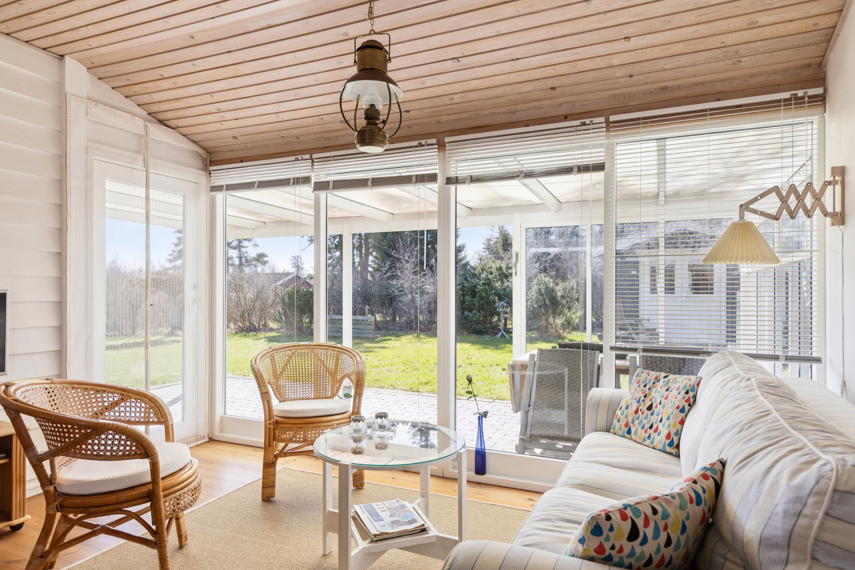 Fremhævet stue billede i fuldskærmstilstand. Billede af Kaptajnsvej 9, Havnsø, 4591 Føllenslev