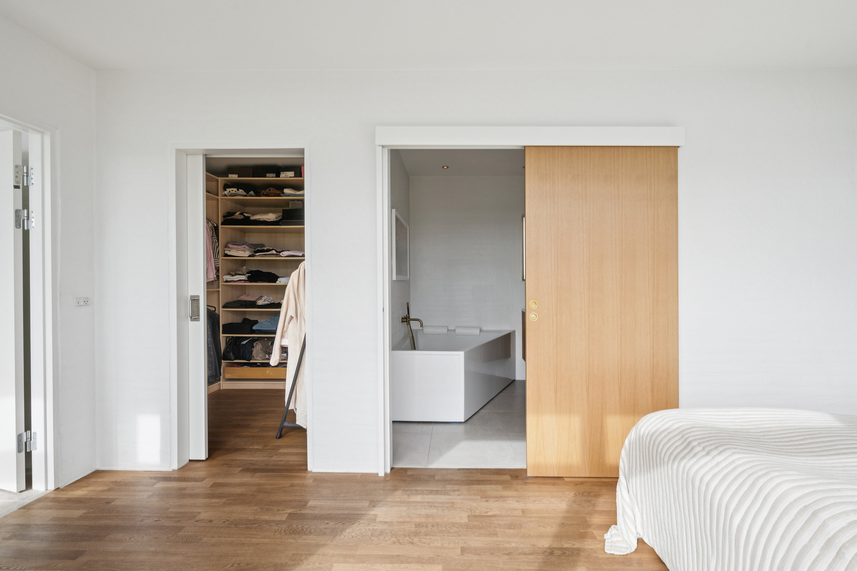 Fremhævet værelse billede i fuldskærmstilstand. Billede af Skæring Strandvej 64, 8250 Egå