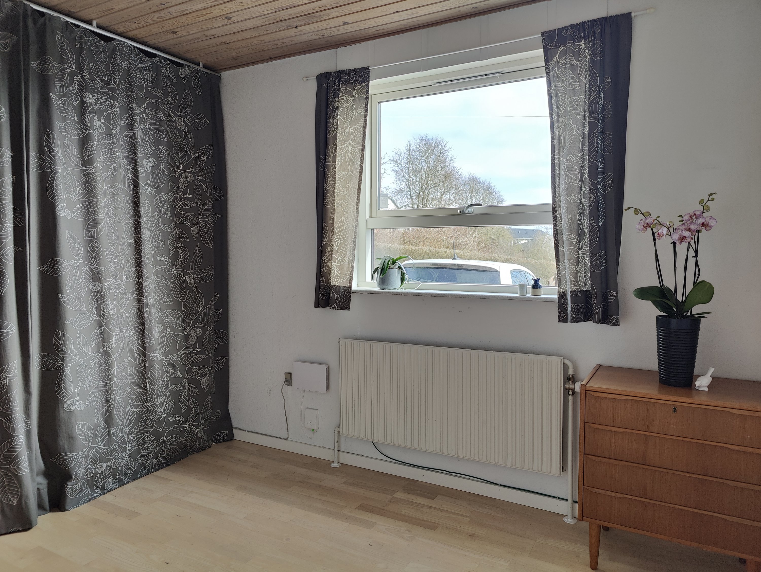 Fremhævet  billede i fuldskærmstilstand. Billede af Solbakken 5, Ugelbølle, 8410 Rønde