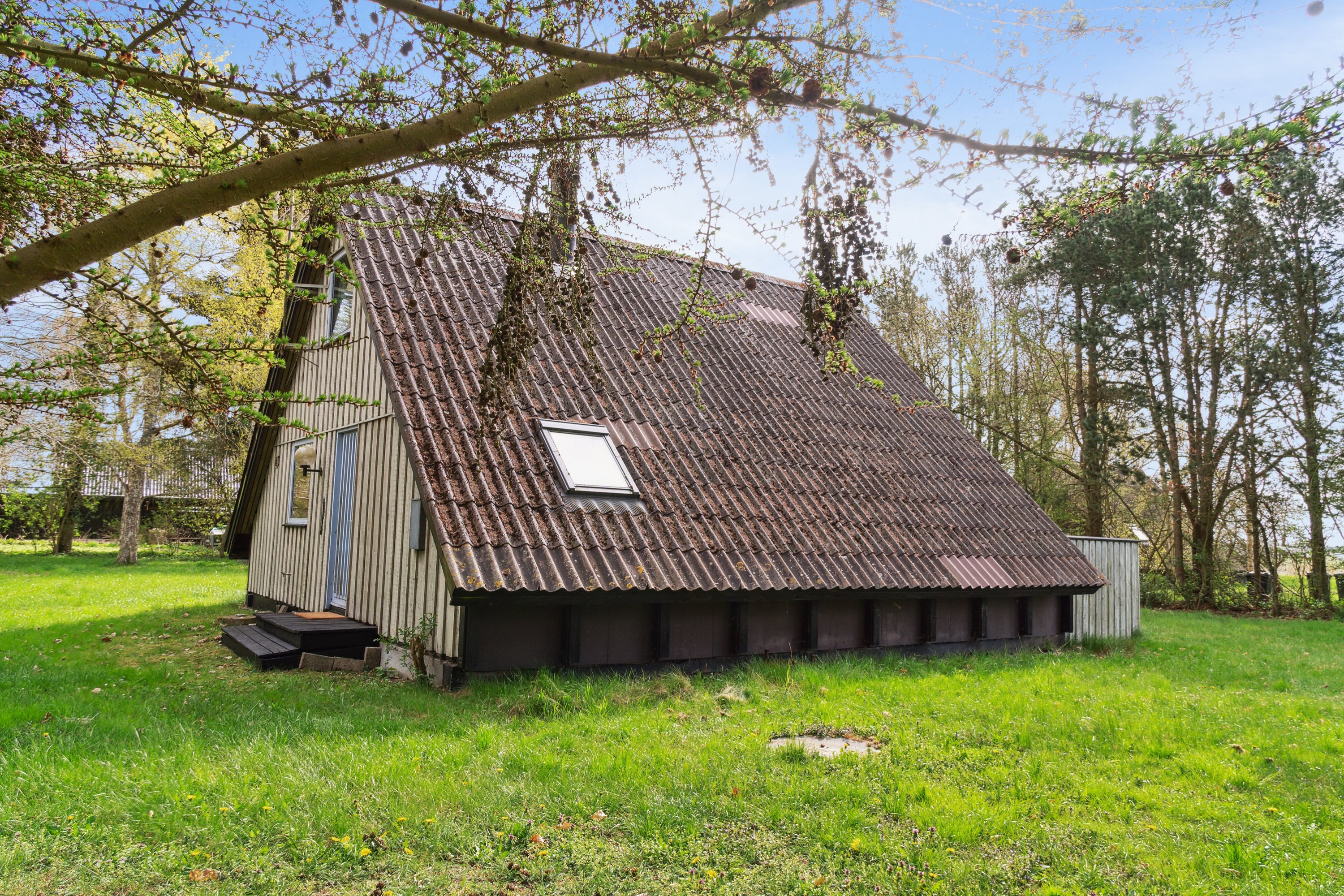 Fremhævet set fra haven billede i fuldskærmstilstand. Billede af Søholmen 3, Klint, 4500 Nykøbing Sj